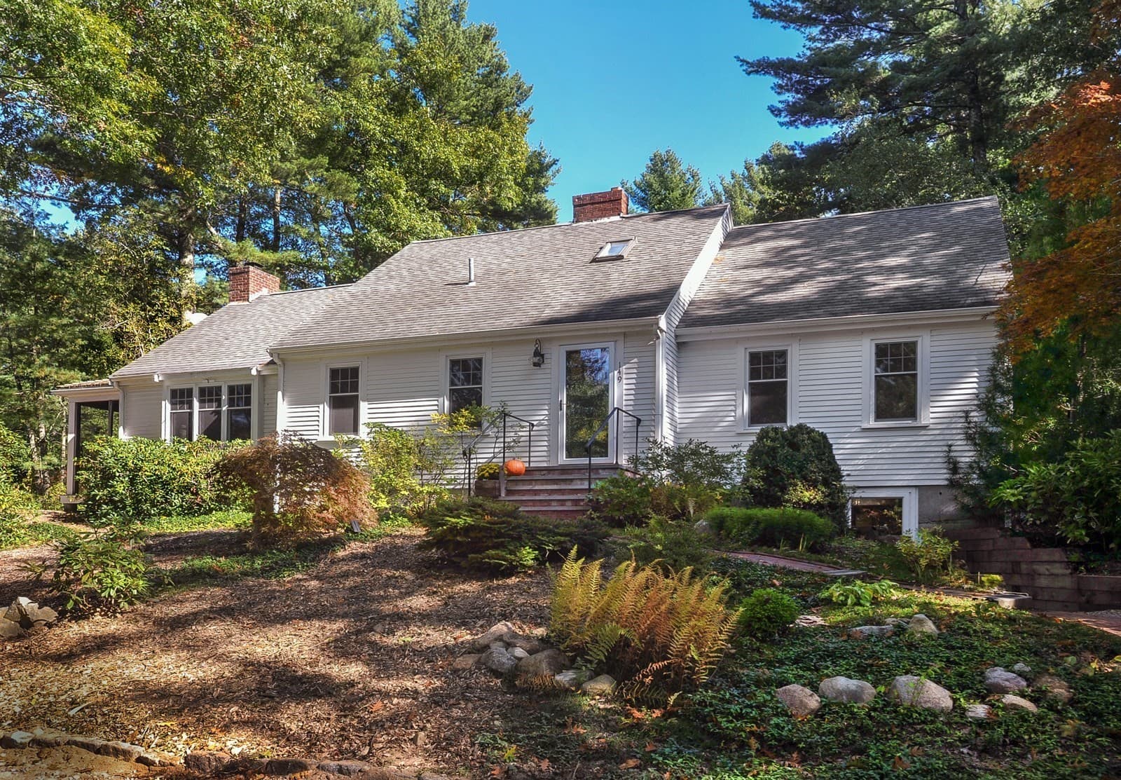 149 Temple St, Duxbury MA 02332