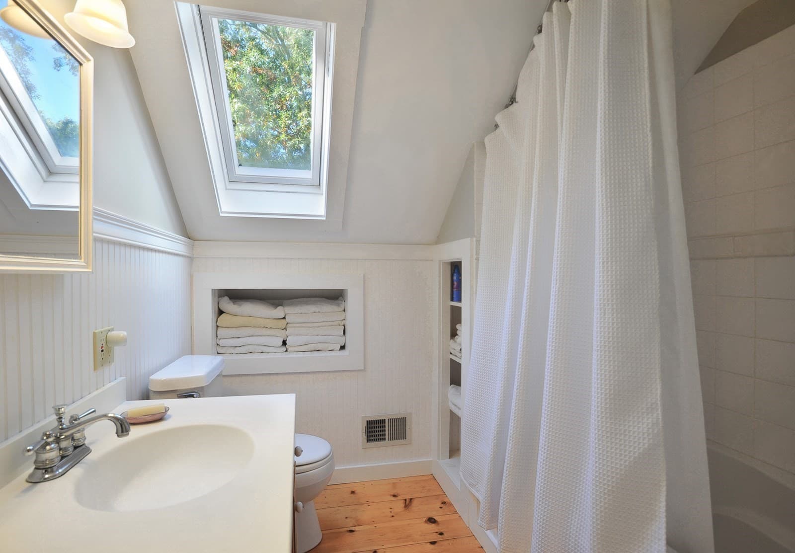 Single Family Residence at 149 Temple St, Duxbury MA 02332, Duxbury, photo 24 of 37