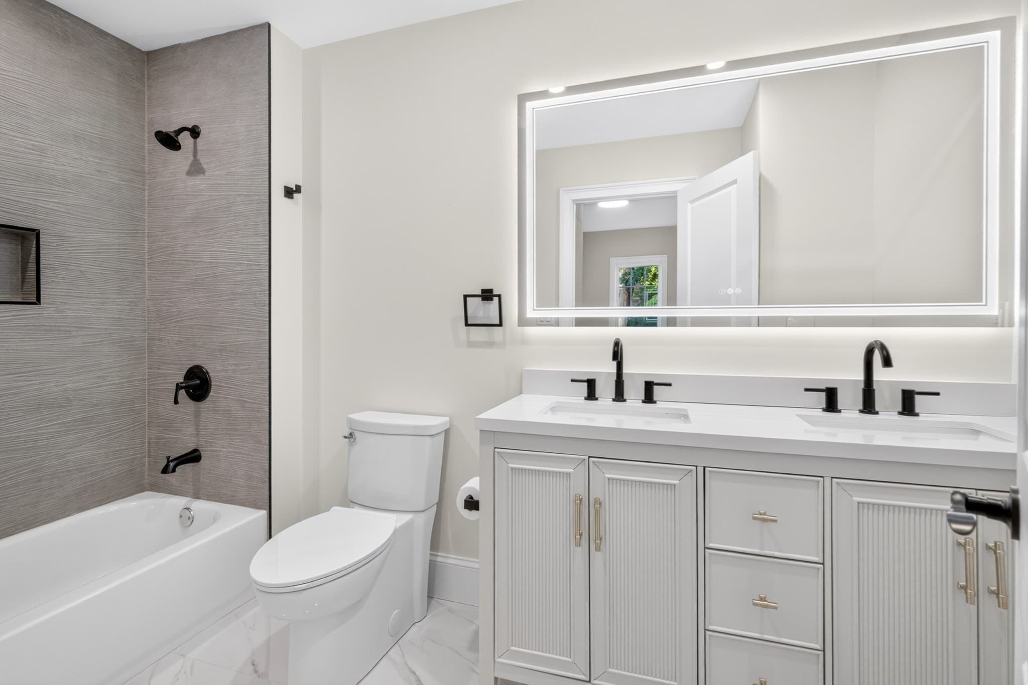 Condominium at 152 Washington St # 1, Boston MA 02135, Boston, photo 9 of 22