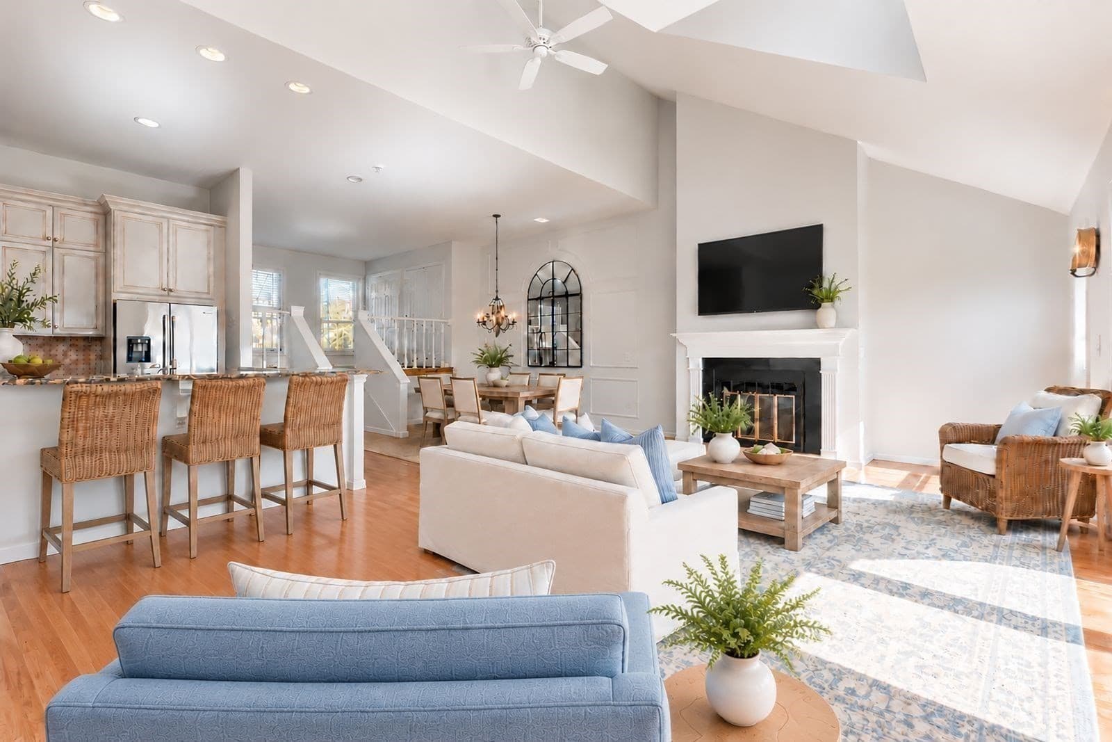 Condominium at 3 Cutter Lane # 3, Quincy MA 02171, Quincy, photo 11 of 39