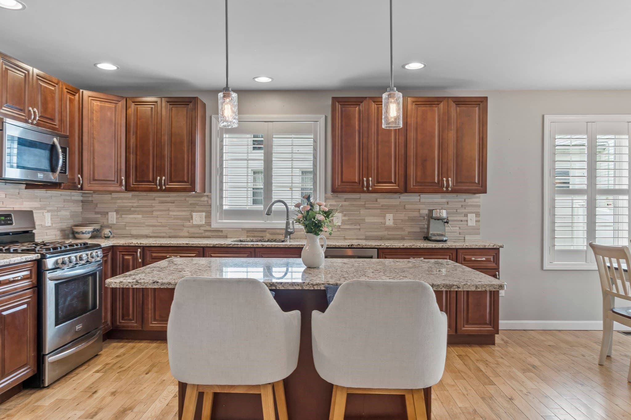 Condex at 494 Hilldale Avenue # 494, Haverhill MA 01832, Haverhill, photo 6 of 39