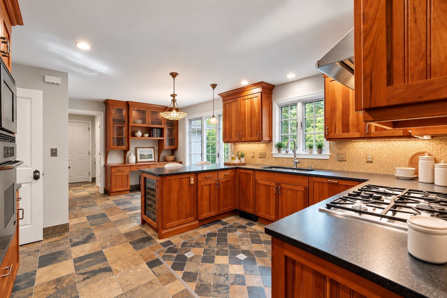Single Family Residence at 39 Rollingwood Ln, Concord MA 01742, Concord, photo 7 of 34