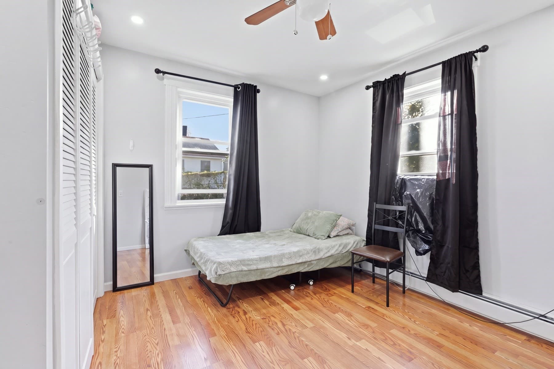 2 Family - 2 Units Up/Down at 11 Beacon St, Lawrence MA 01843, Lawrence, photo 23 of 35