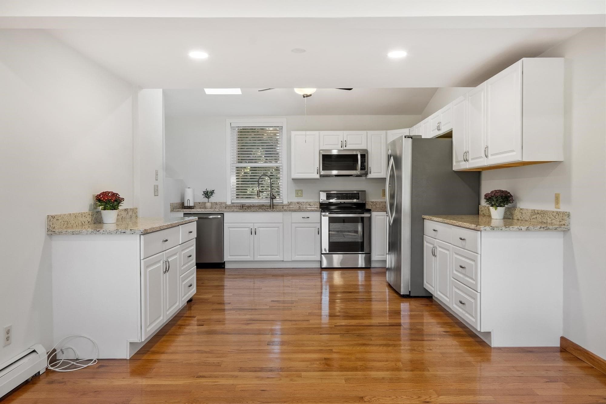 Single Family Residence at 7 Hutton St, Danvers MA 01923, Danvers, photo 16 of 42