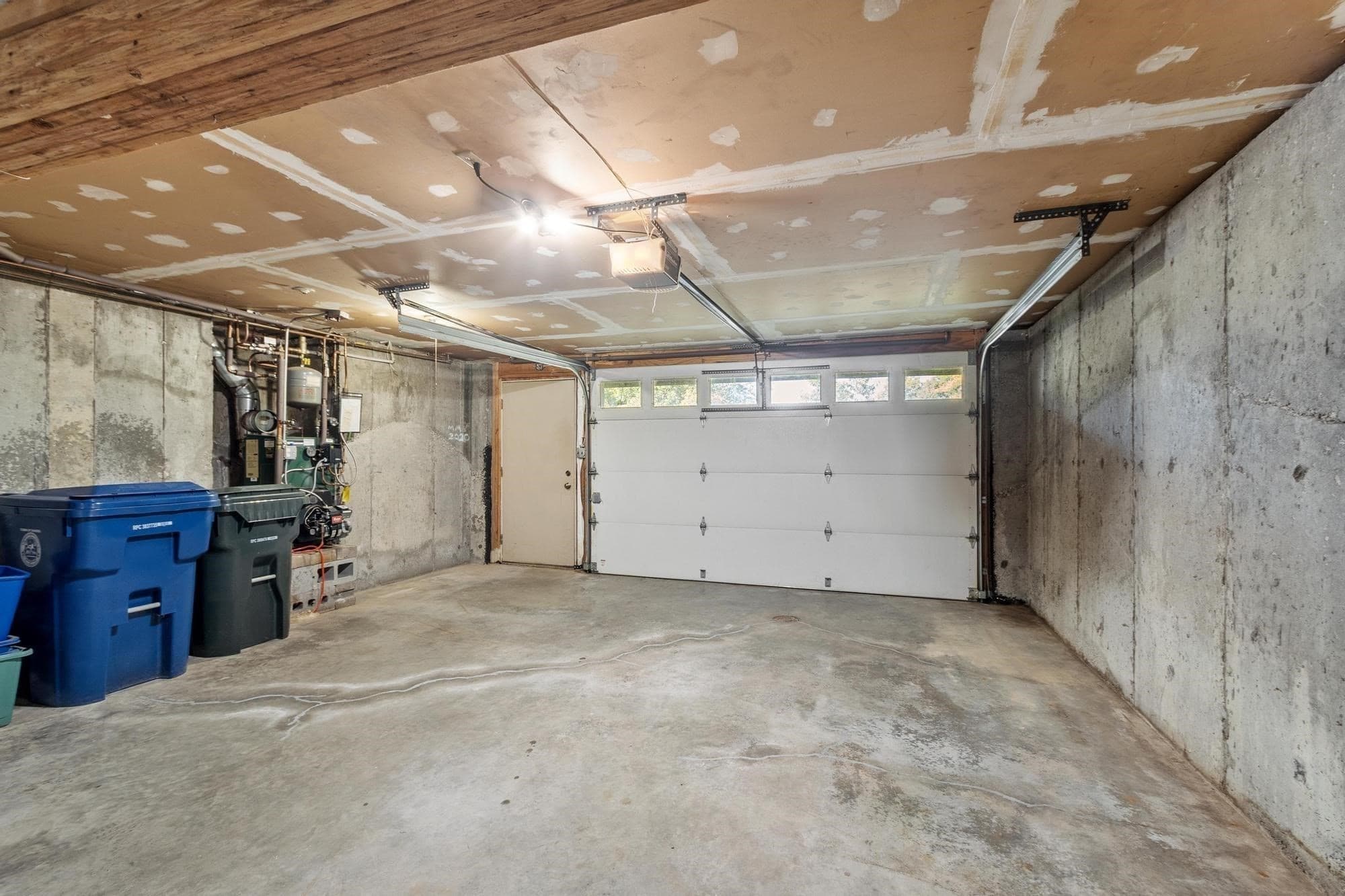 Single Family Residence at 7 Hutton St, Danvers MA 01923, Danvers, photo 37 of 42