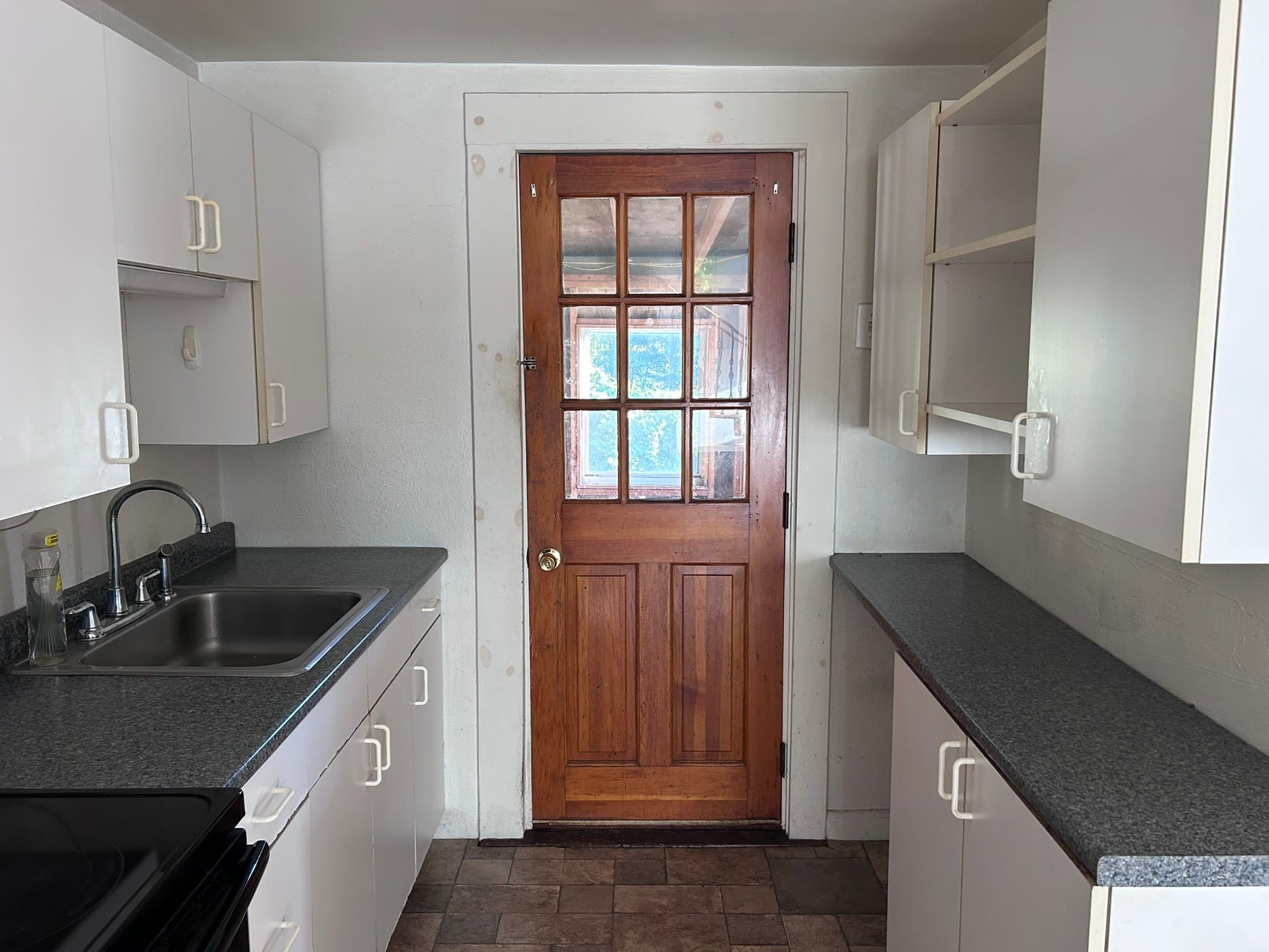 Single Family Residence at 3 Plymouth St, North Reading MA 01864, North Reading, photo 6 of 21