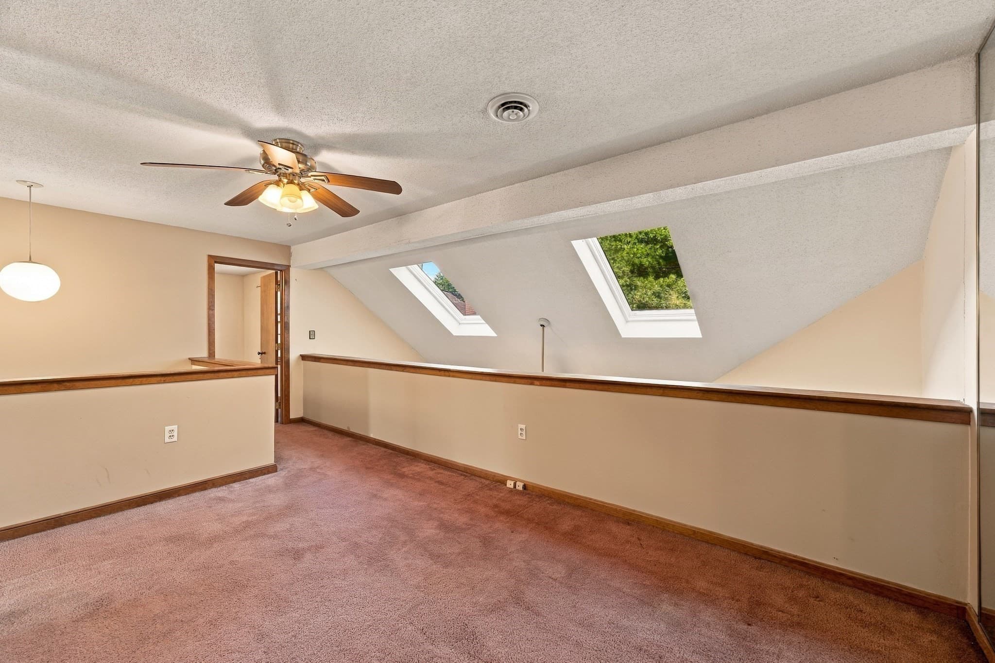 Condominium at 23 Hawthorne Vlg # A, Franklin MA 02038, Franklin, photo 30 of 40