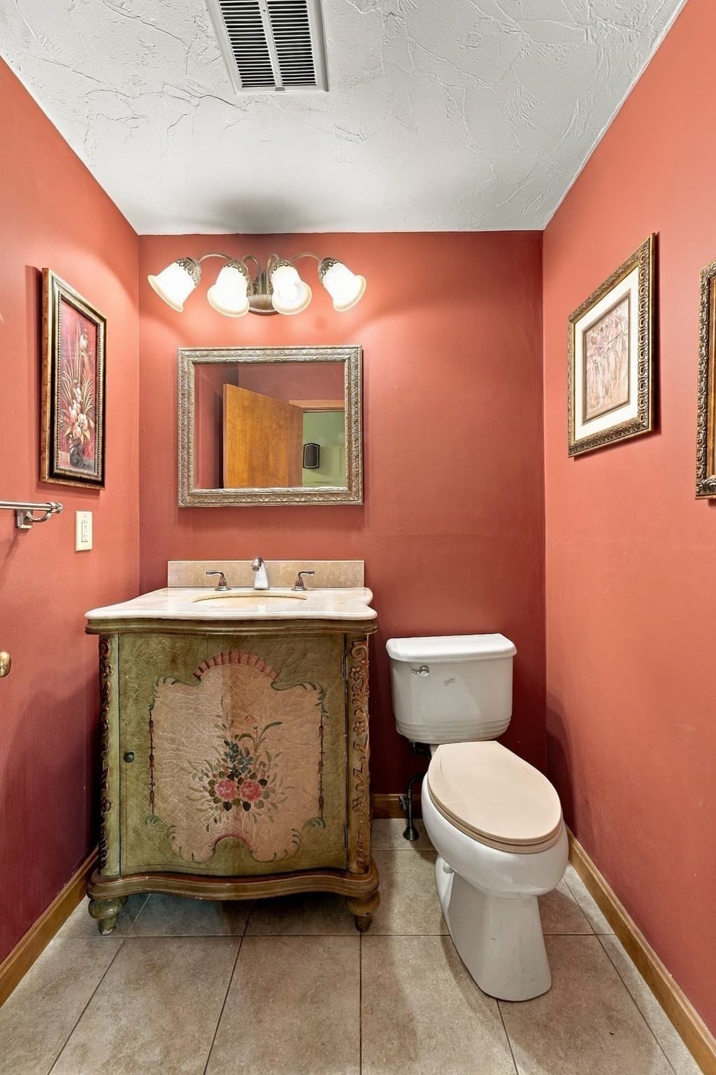 Condominium at 23 Hawthorne Vlg # A, Franklin MA 02038, Franklin, photo 10 of 40