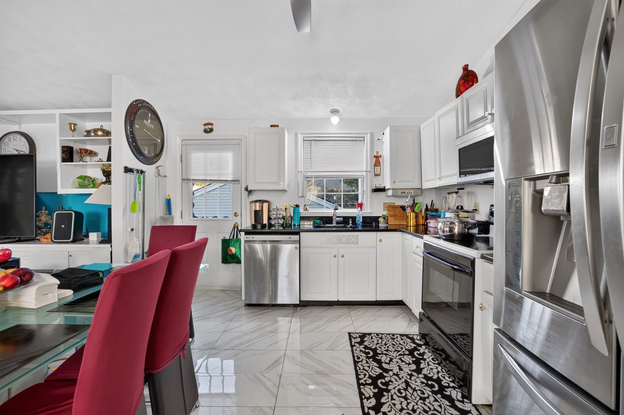 2 Family - 2 Units Up/Down at 1 Franklin Ave, Revere MA 02151, Revere, photo 6 of 38