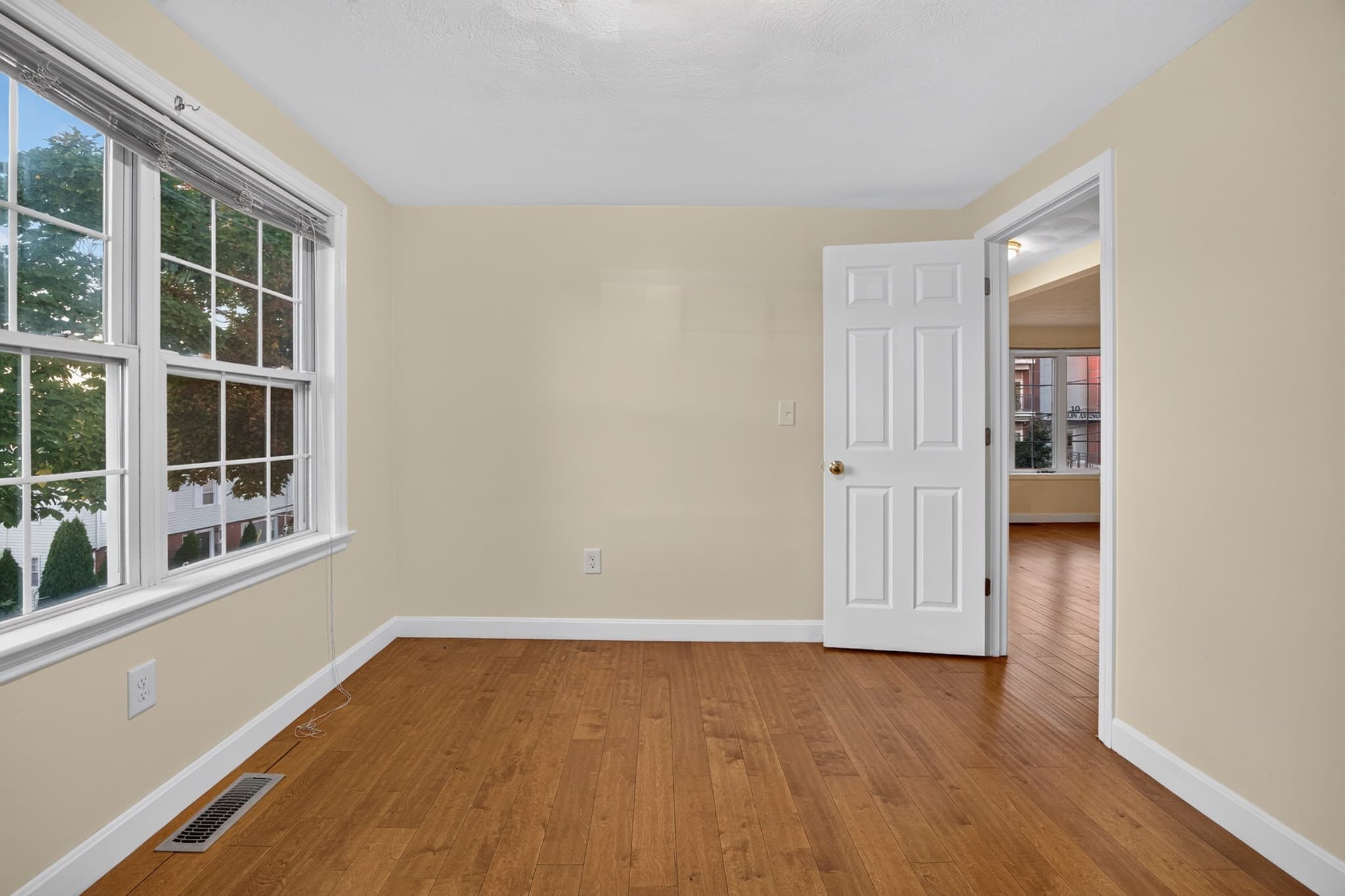 2 Family - 2 Units Up/Down at 1 Franklin Ave, Revere MA 02151, Revere, photo 18 of 38