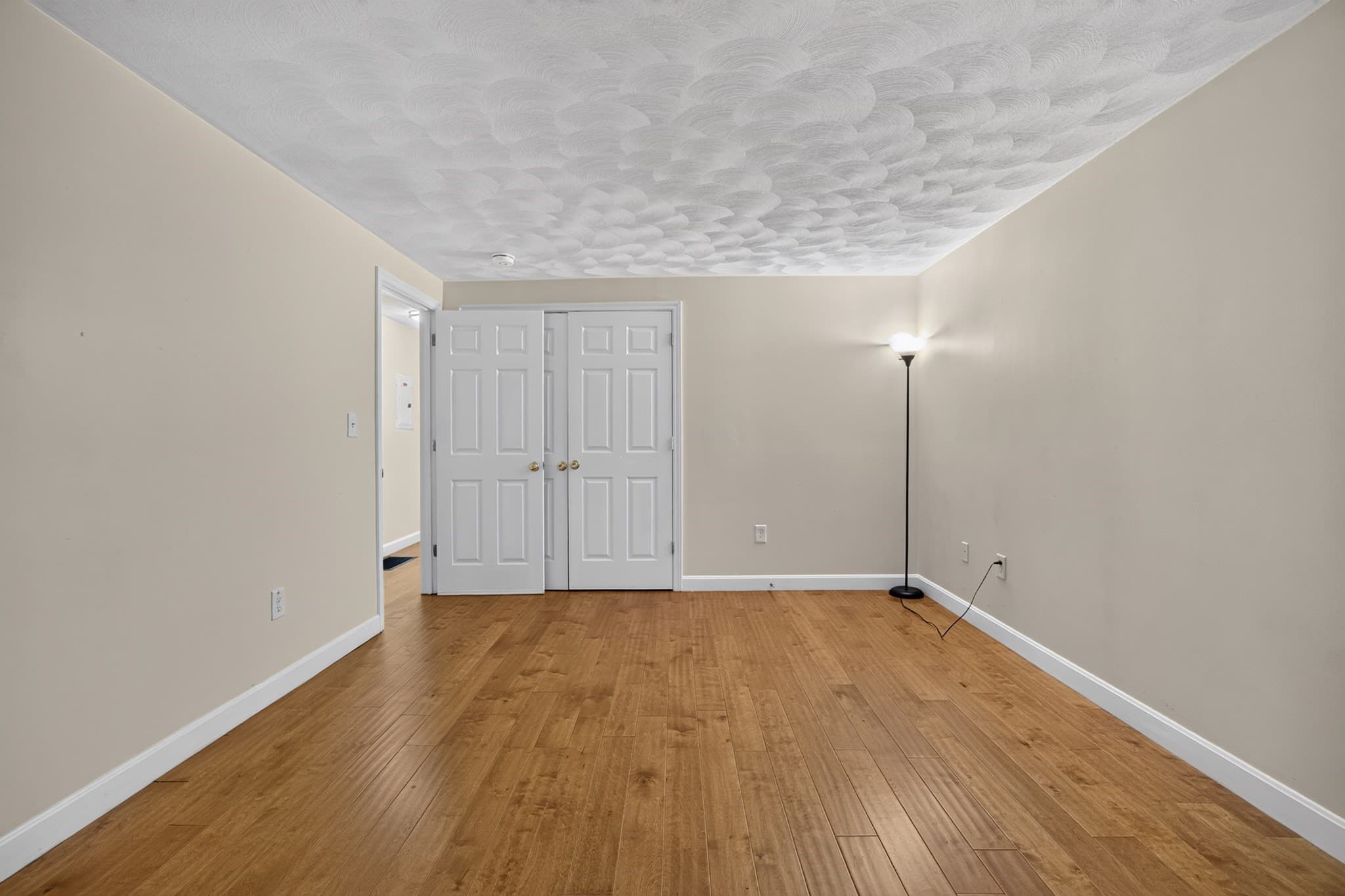 2 Family - 2 Units Up/Down at 1 Franklin Ave, Revere MA 02151, Revere, photo 25 of 38