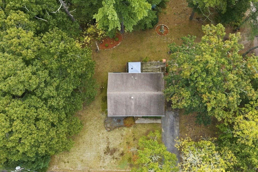Single Family Residence at 95 Mayflower Ln, Wareham MA 02571, Wareham, photo 7 of 28