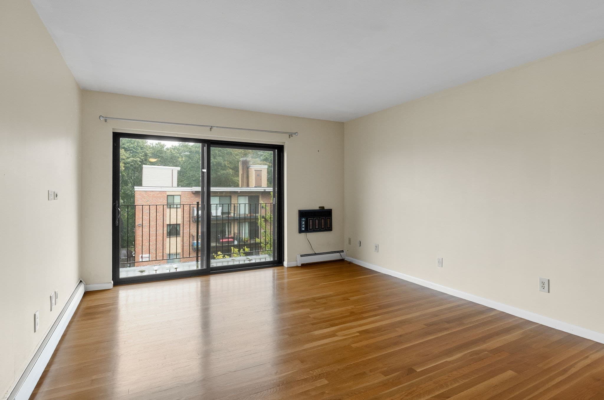 Condominium at 5 Linda Ln # 4, Boston MA 02125, Boston, photo 5 of 15