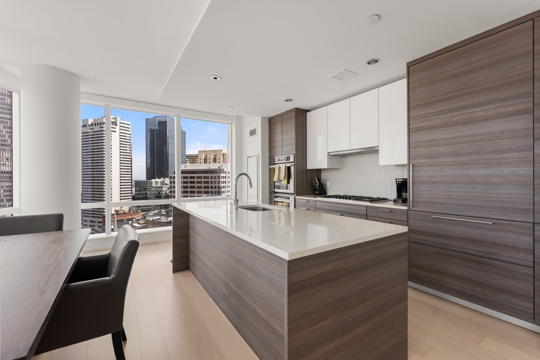 Condominium at 1 Franklin St # 2404, Boston MA 02110, Boston, photo 8 of 37