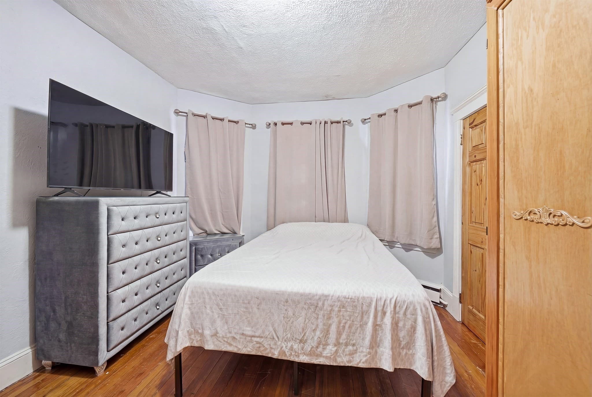 3 Family at 100 Nightingale, Boston MA 02124, Boston, photo 16 of 42