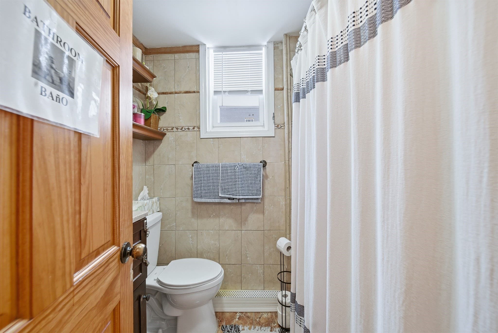3 Family at 100 Nightingale, Boston MA 02124, Boston, photo 19 of 42