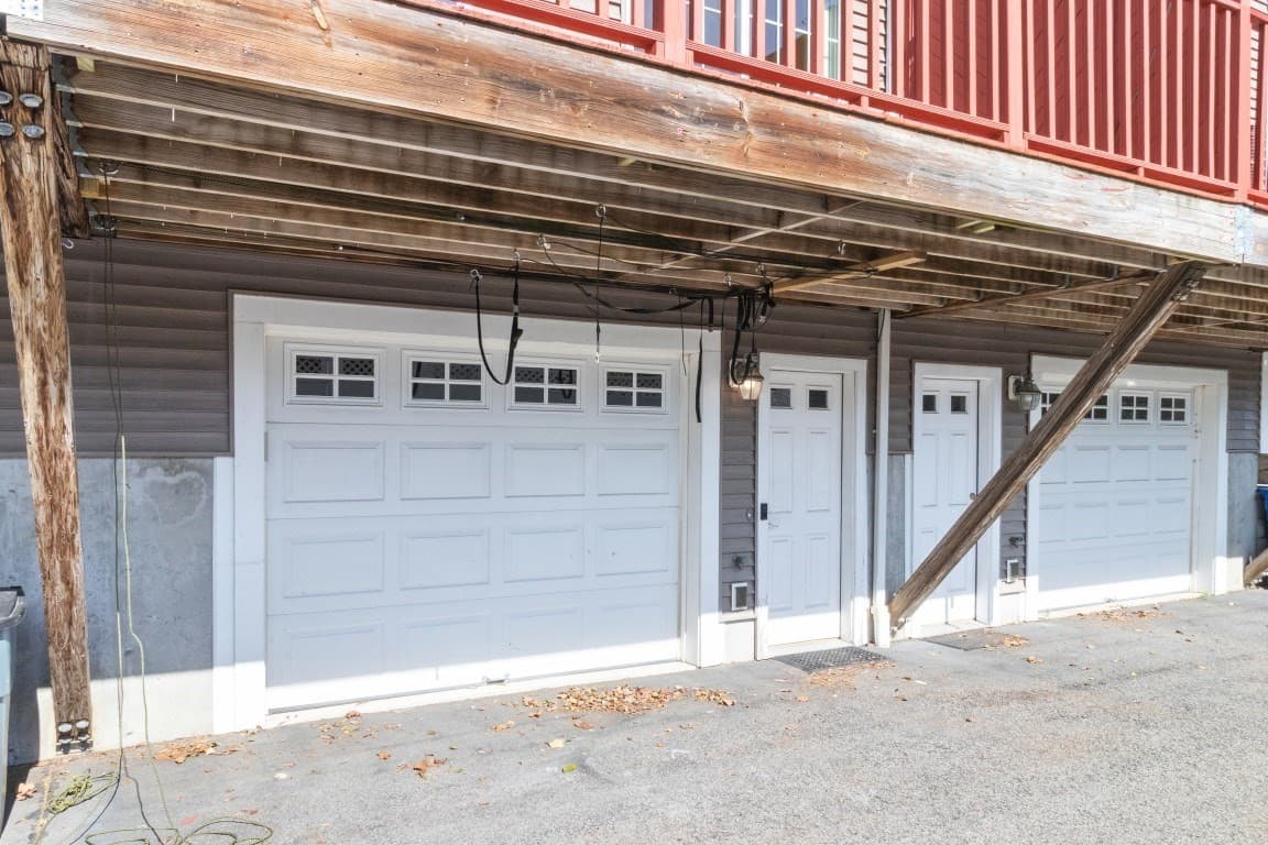 Condominium at 25 Hastings Ave # 3, Waltham MA 02453, Waltham, photo 27 of 32
