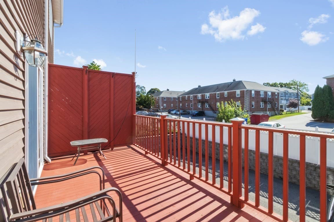 Condominium at 25 Hastings Ave # 3, Waltham MA 02453, Waltham, photo 24 of 32