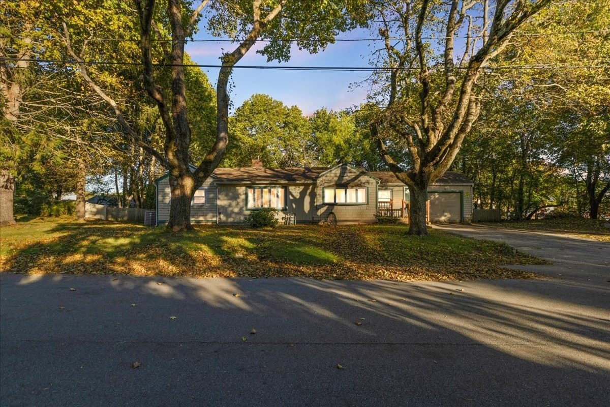 Single Family Residence at 11 Lackey St, Haverhill MA 01830, Haverhill, photo 2 of 35