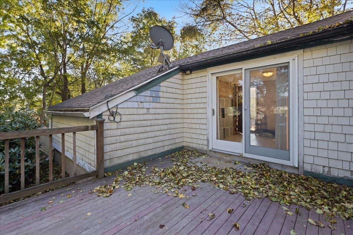 Single Family Residence at 11 Lackey St, Haverhill MA 01830, Haverhill, photo 29 of 35