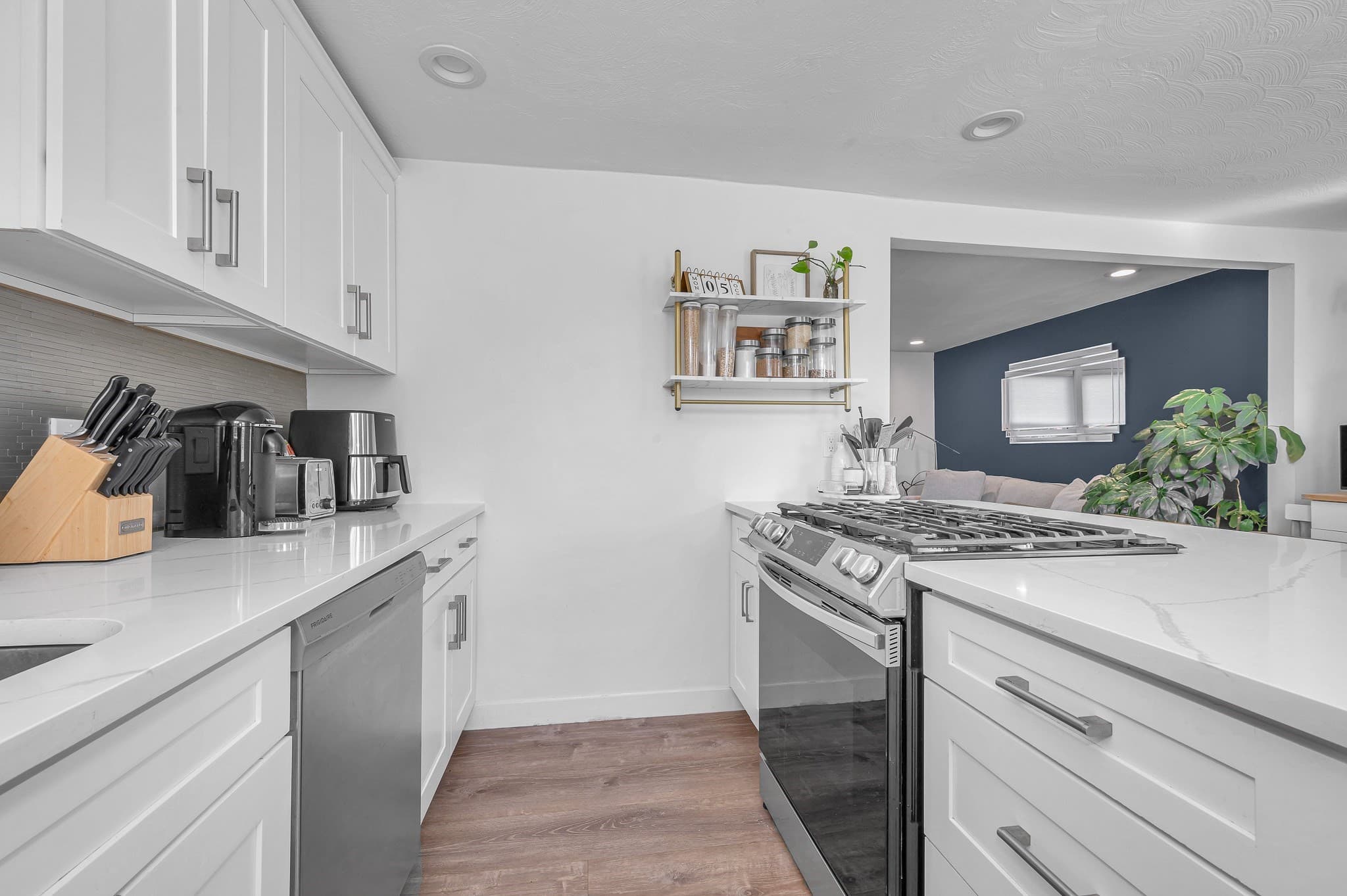 Condominium at 34 Newman Rd # 34, Malden MA 02148, Malden, photo 11 of 27