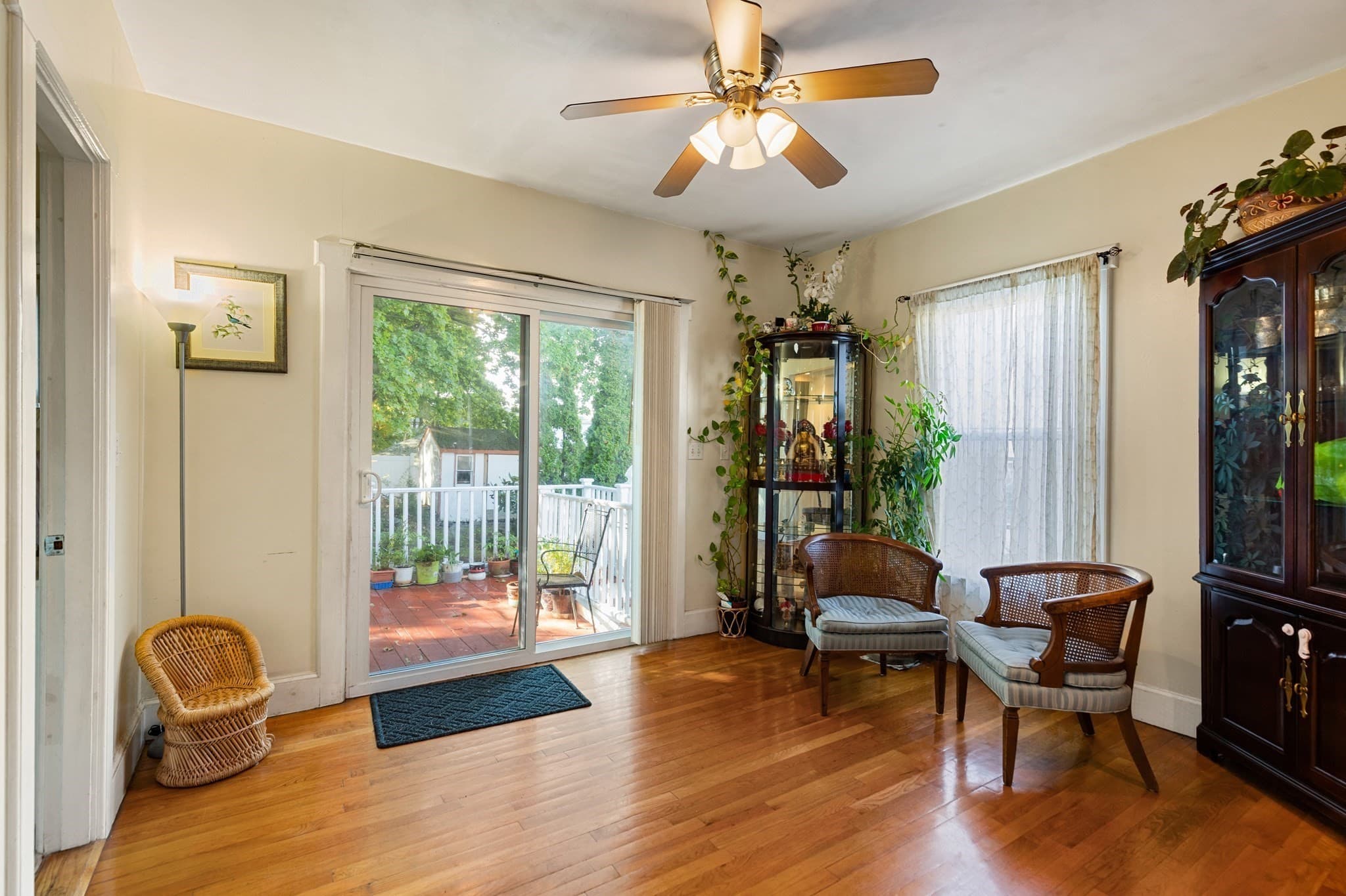 Single Family Residence at 100 Euclid Ave, Lynn MA 01904, Lynn, photo 10 of 32