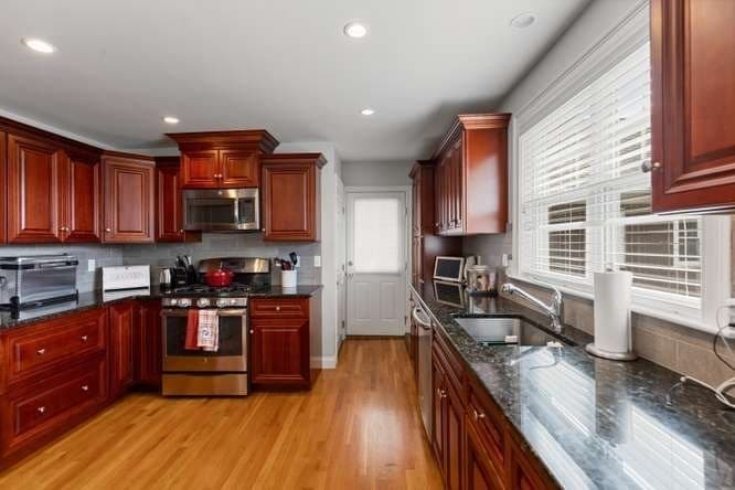 2 Family - 2 Units Up/Down at 3-5 Amsden Street, Arlington MA 02474, Arlington, photo 31 of 41