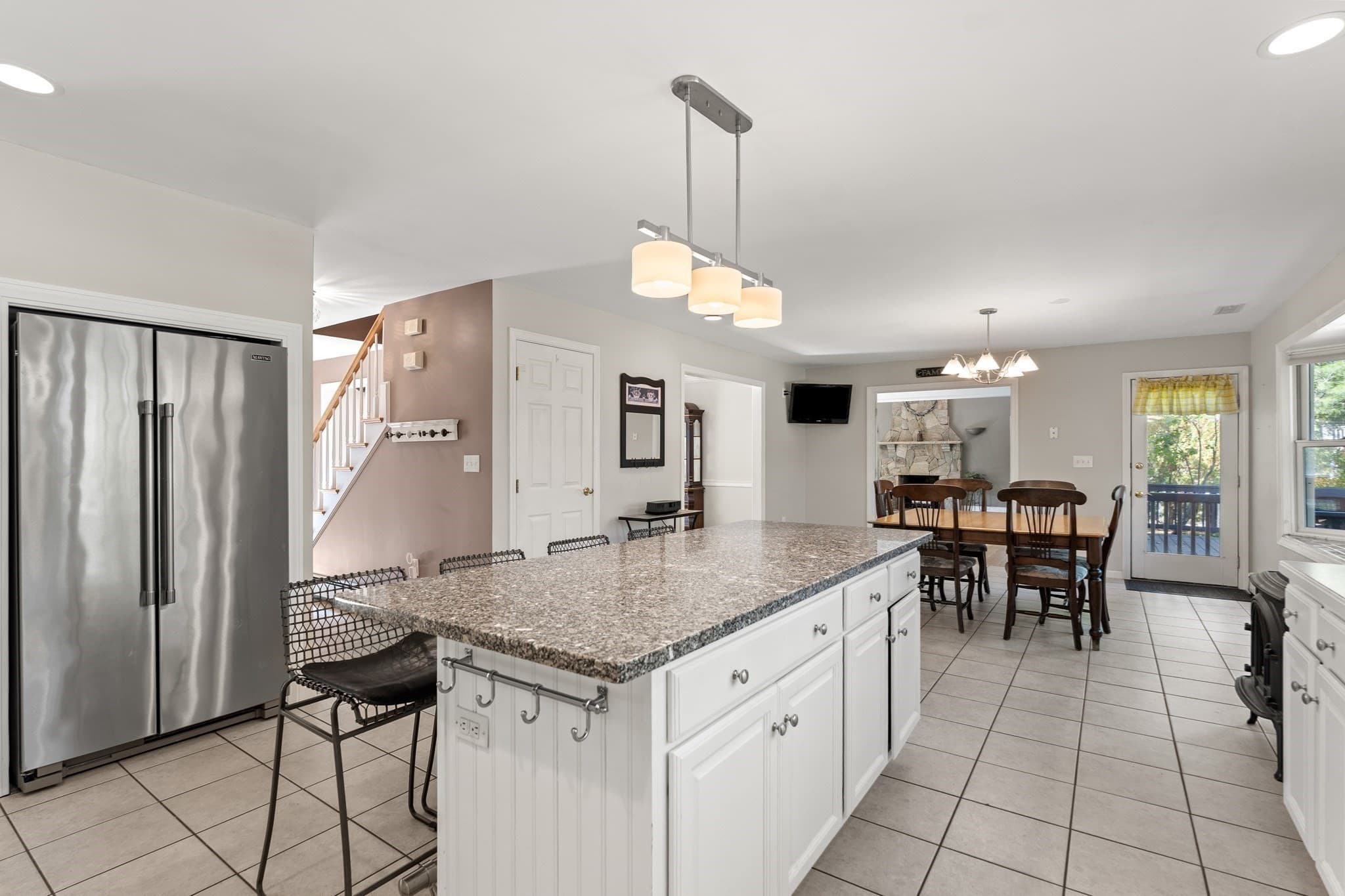 Single Family Residence at 15 Beverly Street, Quincy MA 02169, Quincy, photo 9 of 40
