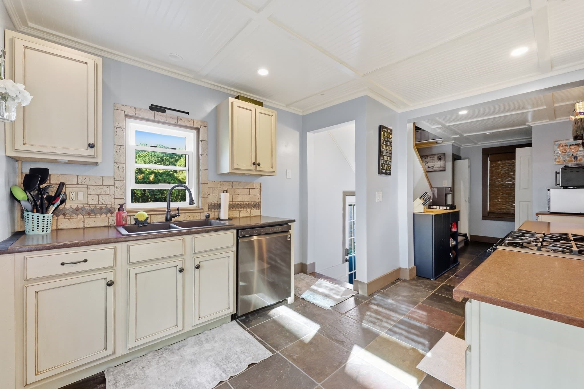 Single Family Residence at 53 James St, Agawam MA 01030, Agawam, photo 13 of 34