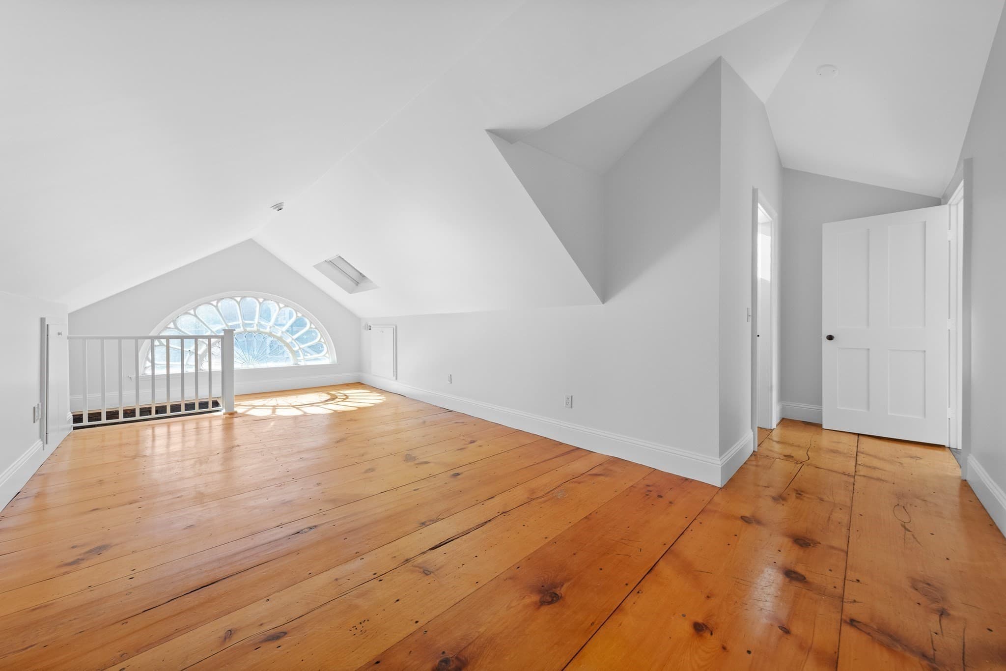 Condominium at 27 Flint # A, Salem MA 01970, Salem, photo 20 of 23