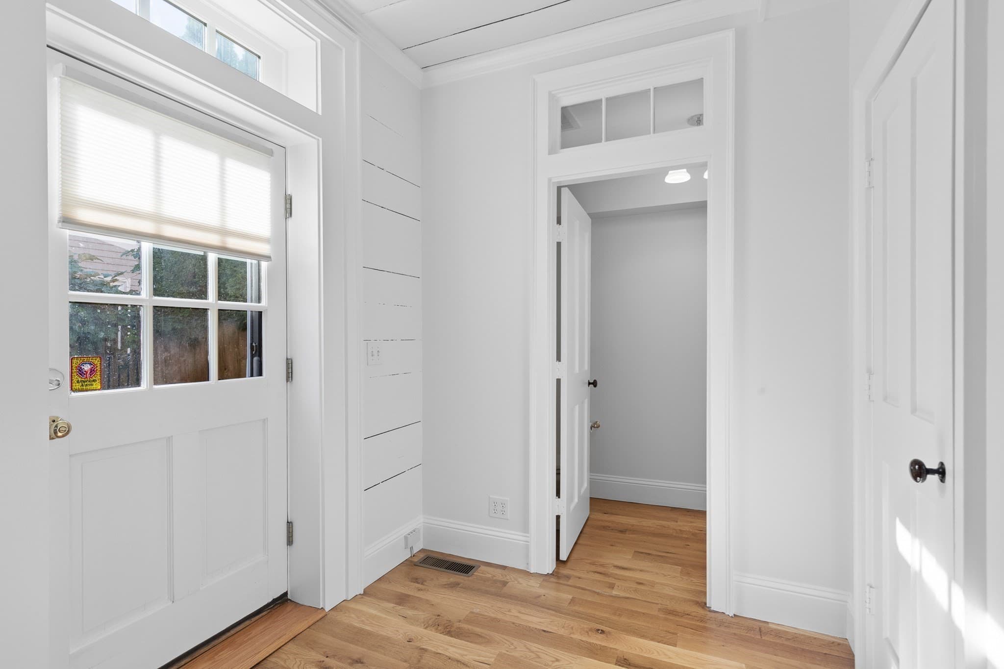 Condominium at 27 Flint # A, Salem MA 01970, Salem, photo 11 of 23