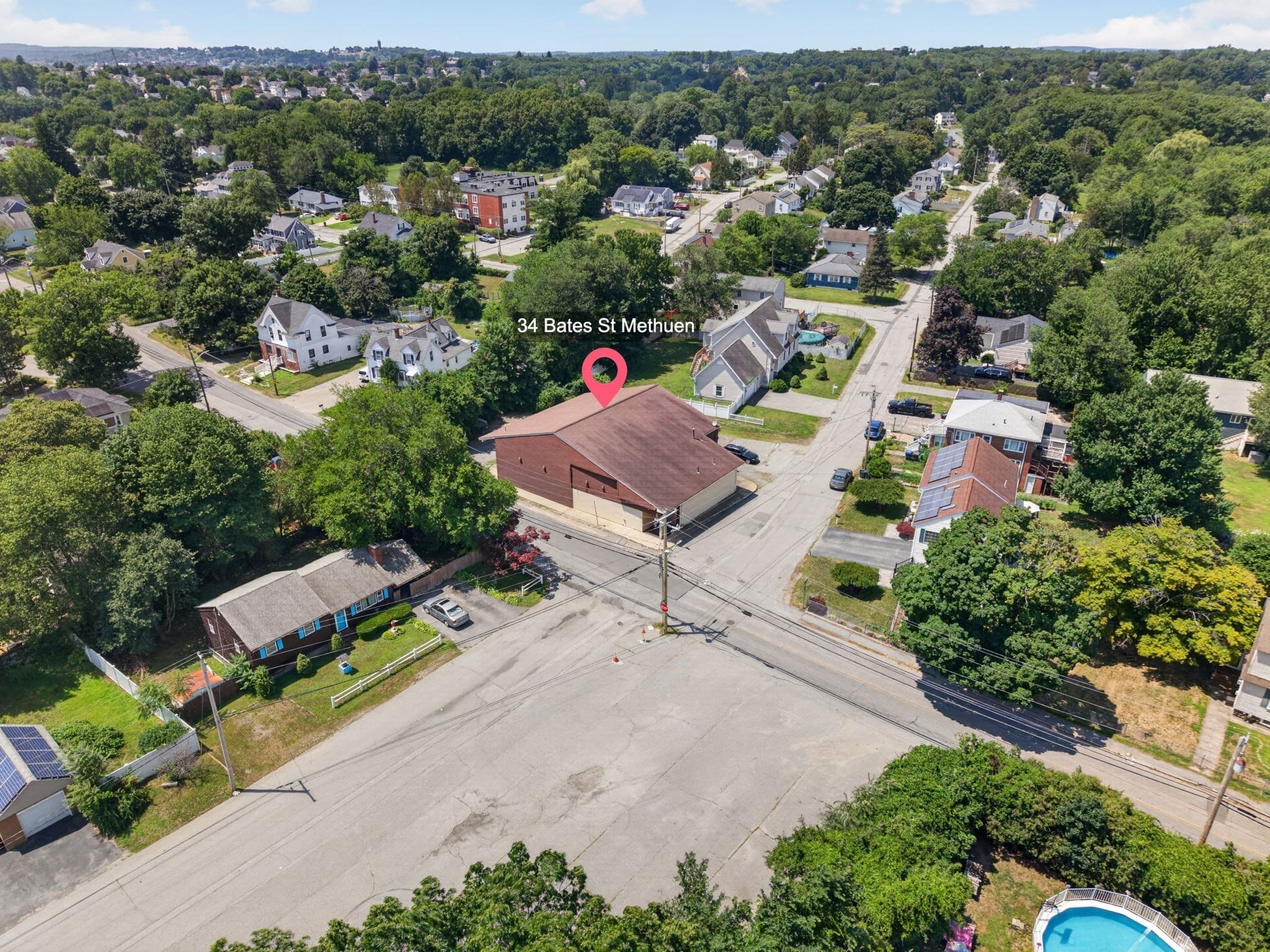 88 Oak St, Methuen MA 01844