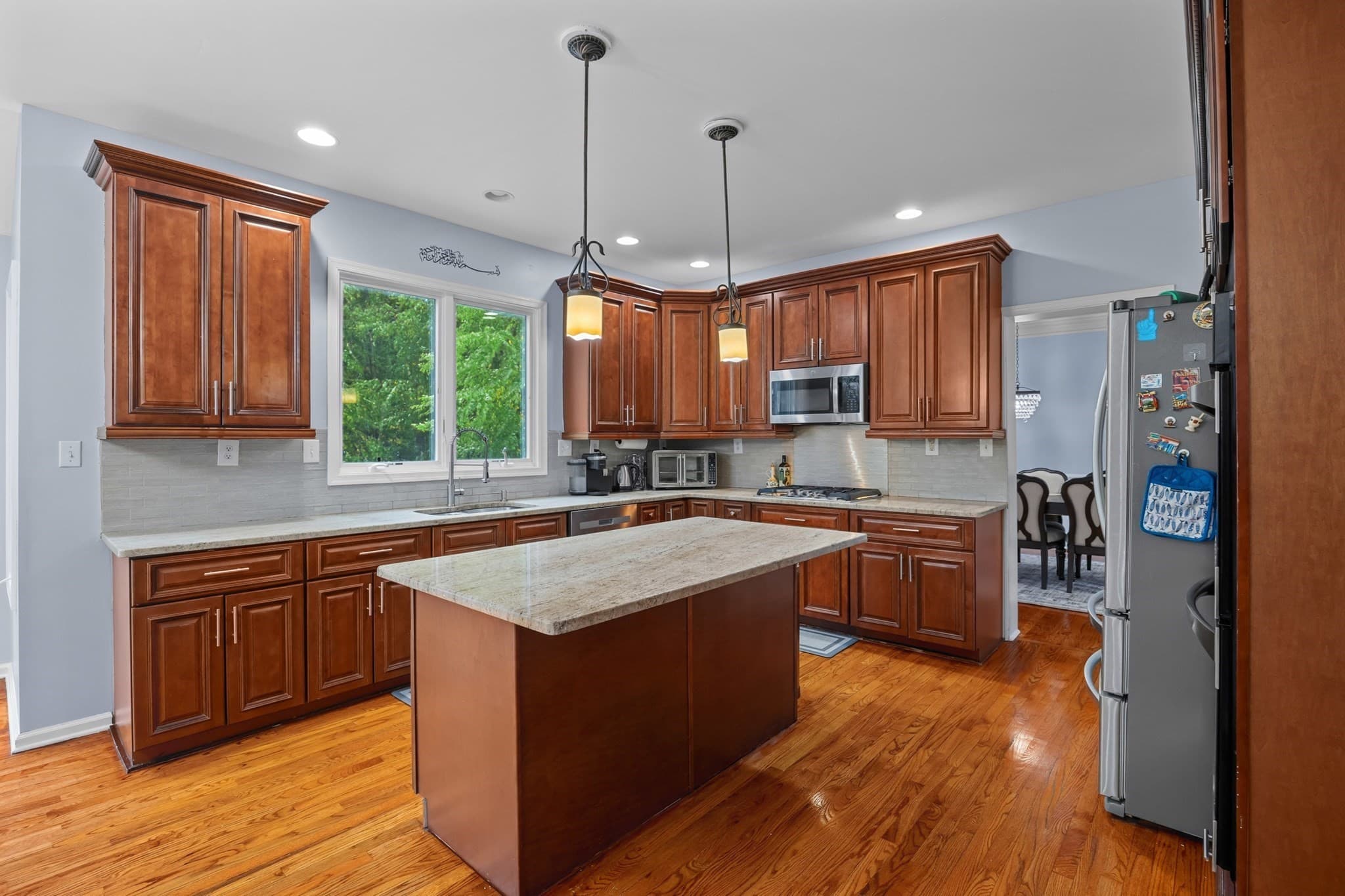 Single Family Residence at 22 Faulkner Rd, Shrewsbury MA 01545, Shrewsbury, photo 12 of 41