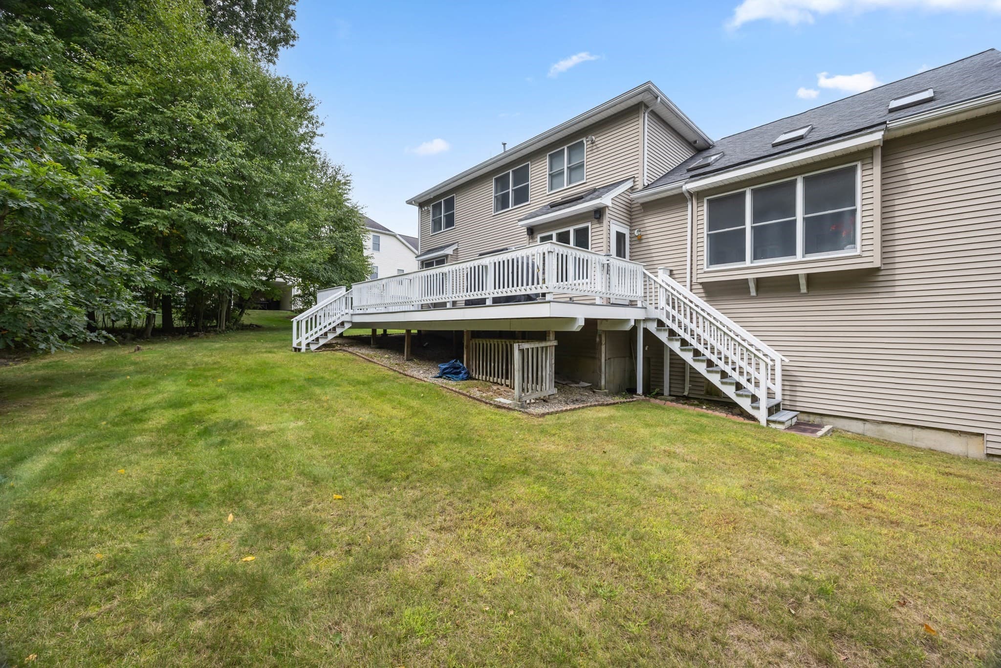 Single Family Residence at 22 Faulkner Rd, Shrewsbury MA 01545, Shrewsbury, photo 32 of 41