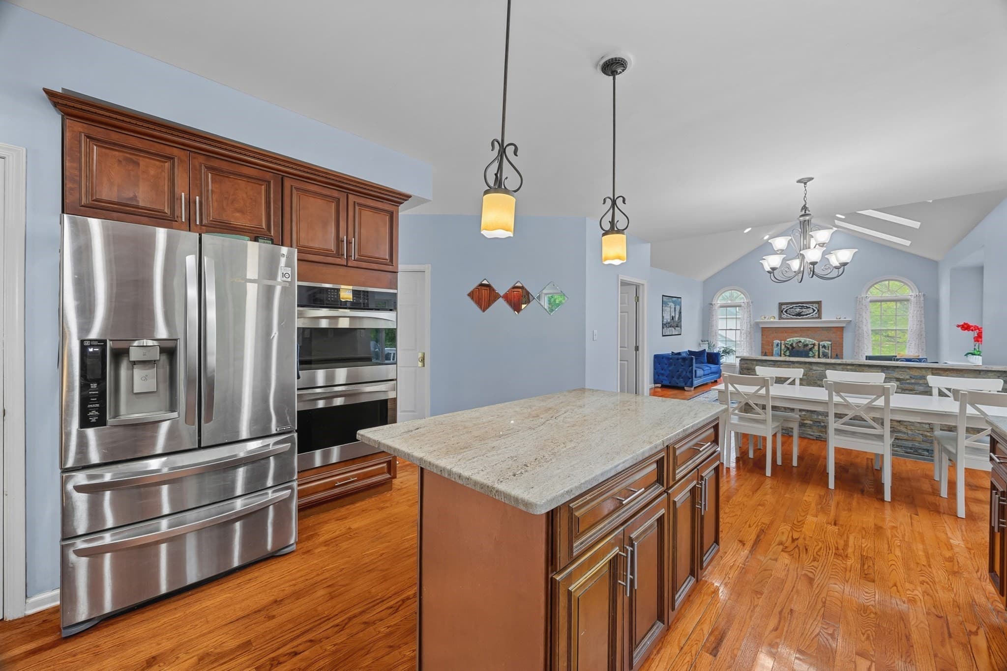 Single Family Residence at 22 Faulkner Rd, Shrewsbury MA 01545, Shrewsbury, photo 14 of 41