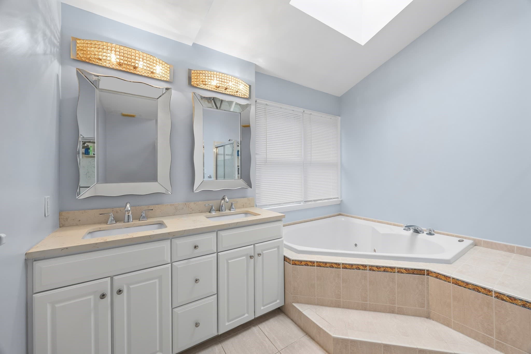 Single Family Residence at 22 Faulkner Rd, Shrewsbury MA 01545, Shrewsbury, photo 25 of 41