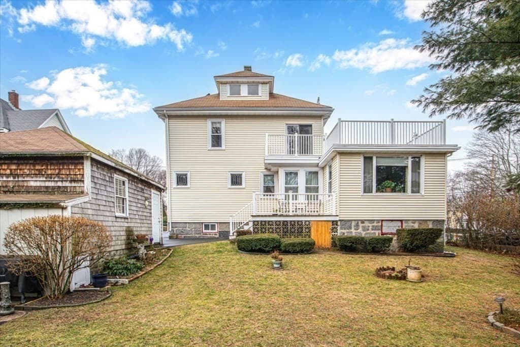 Single Family Residence at 308 Beale St, Quincy MA 02170, Quincy, photo 2 of 24
