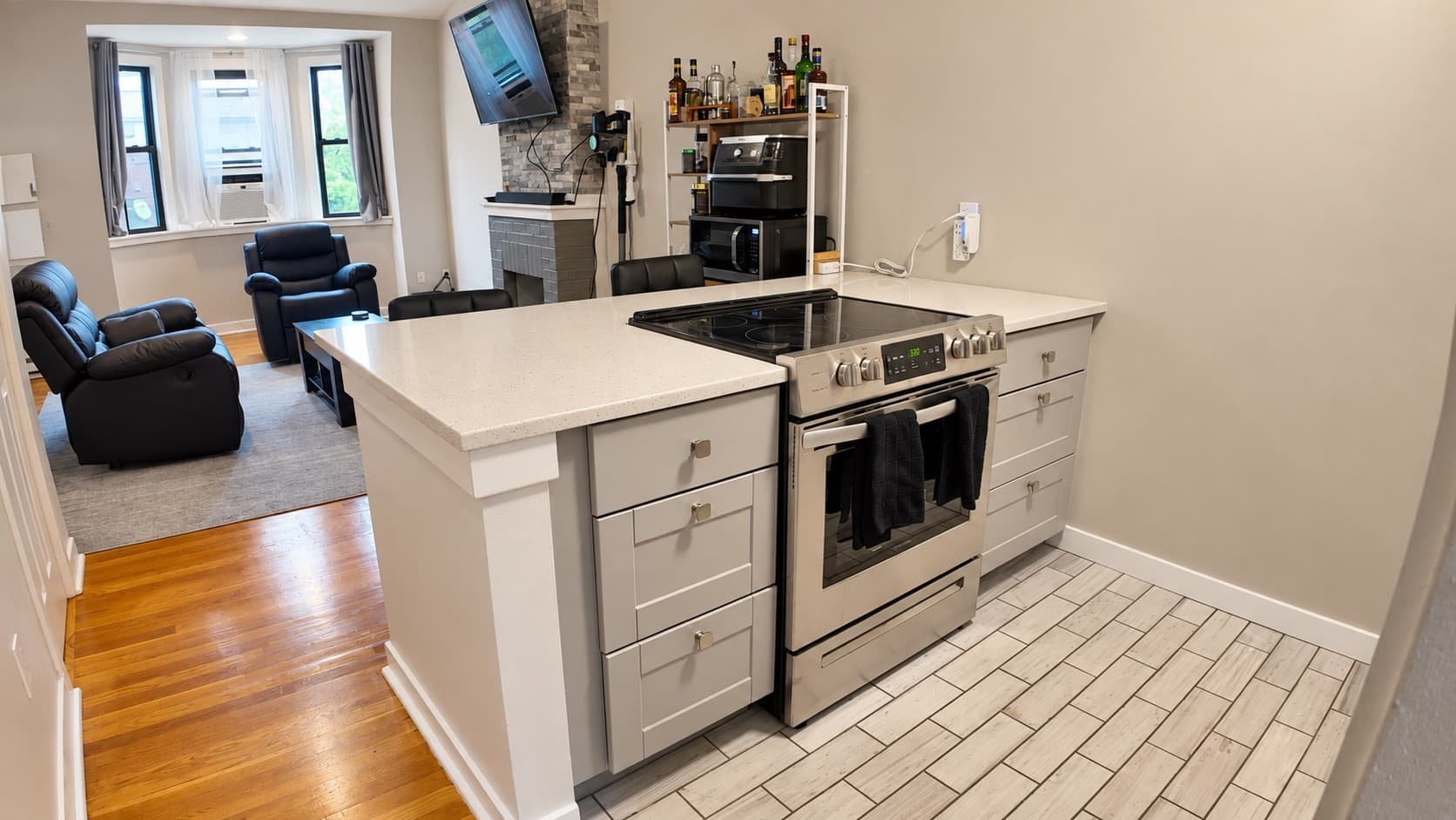 Condominium at 210 Washington Ave # 4, Chelsea MA 02150, Chelsea, photo 4 of 20