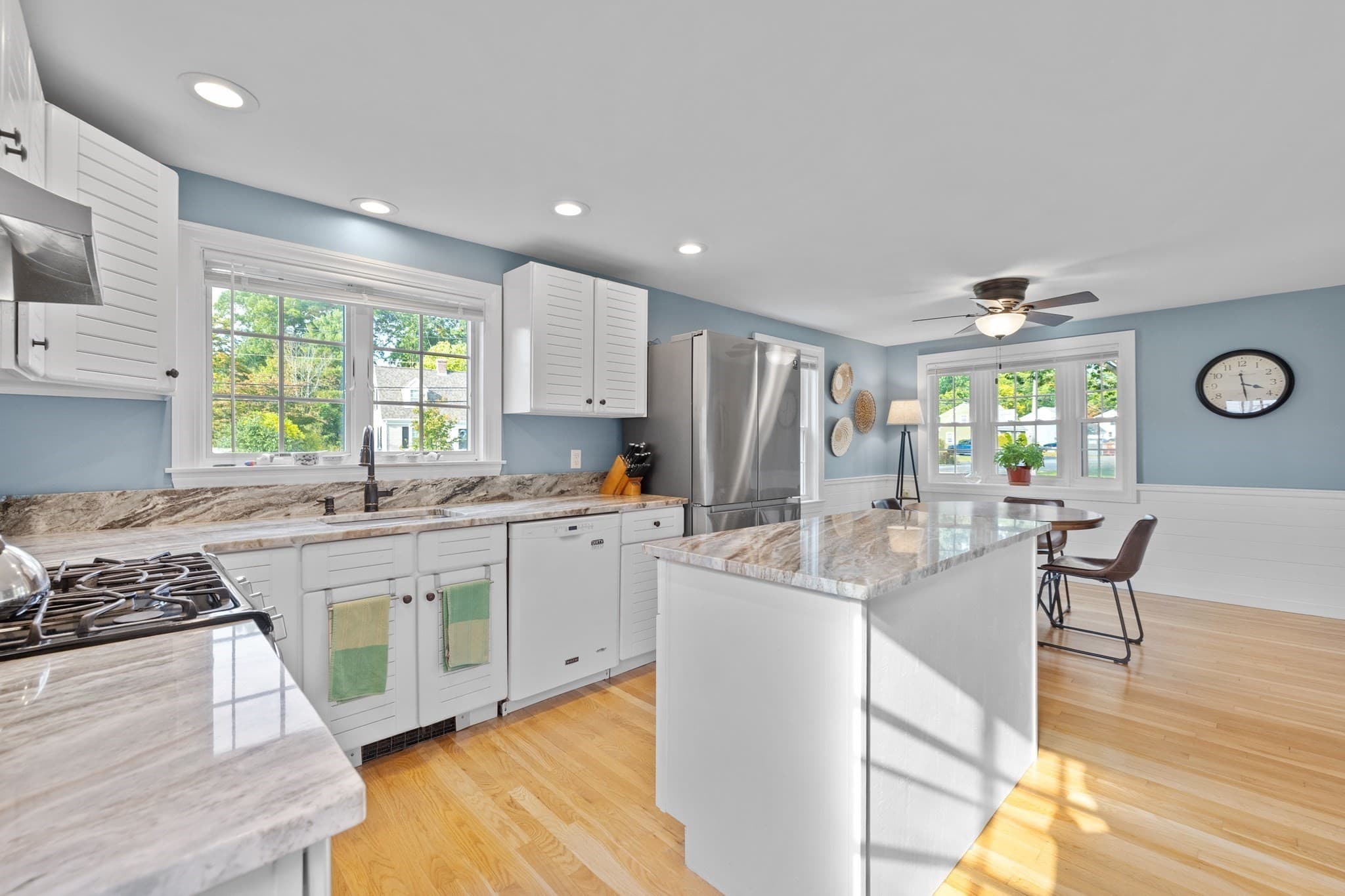 Single Family Residence at 3 Browning Street, Weymouth MA 02188, Weymouth, photo 4 of 42