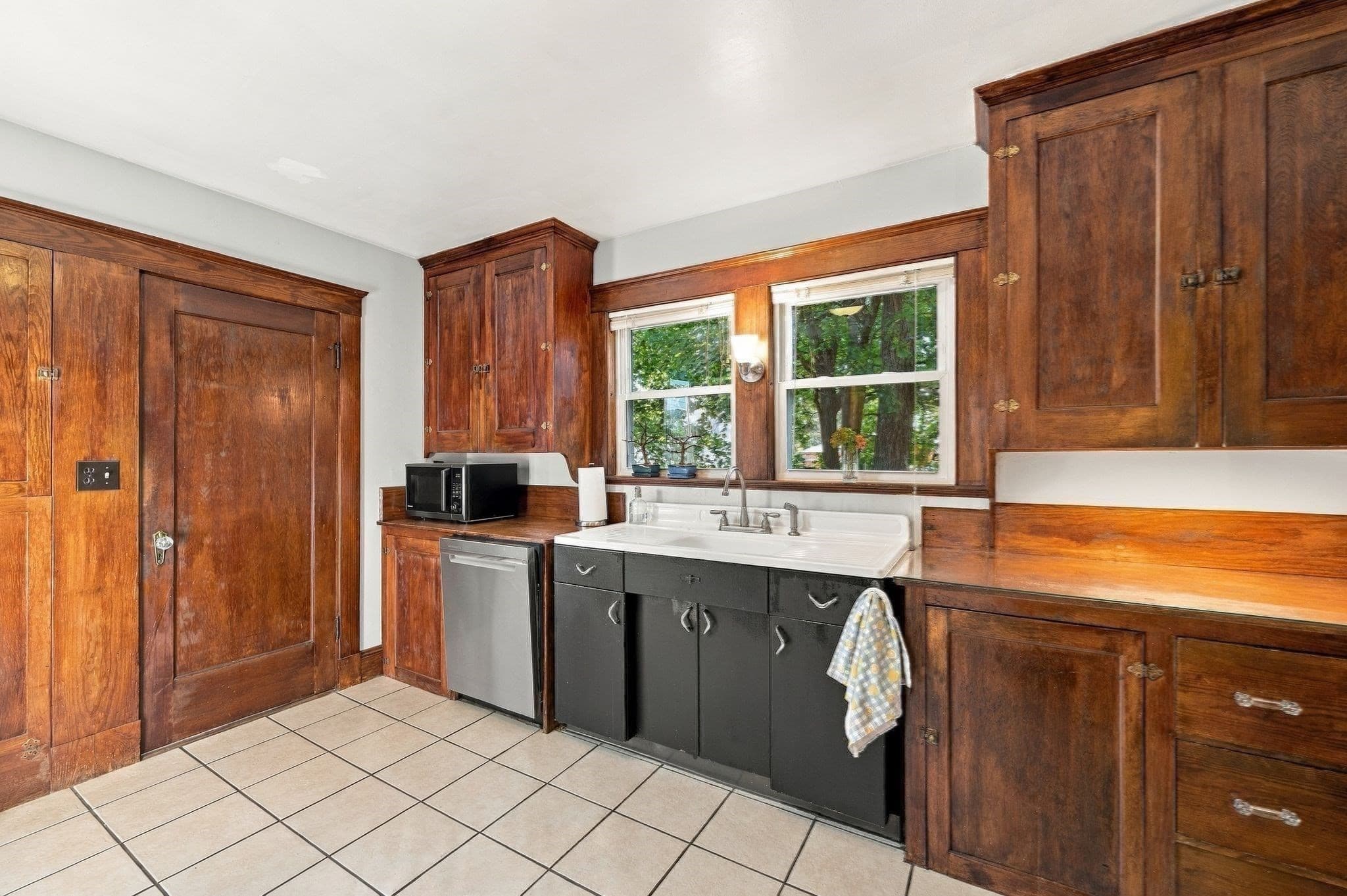 Single Family Residence at 20 Canessa Ter, Lynn MA 01904, Lynn, photo 19 of 42