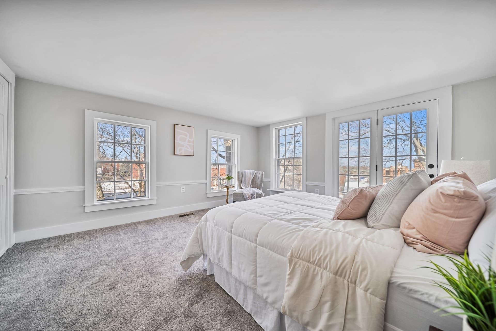 Condominium at 68 Pleasant St # 2, Newburyport MA 01950, photo 16 of 33