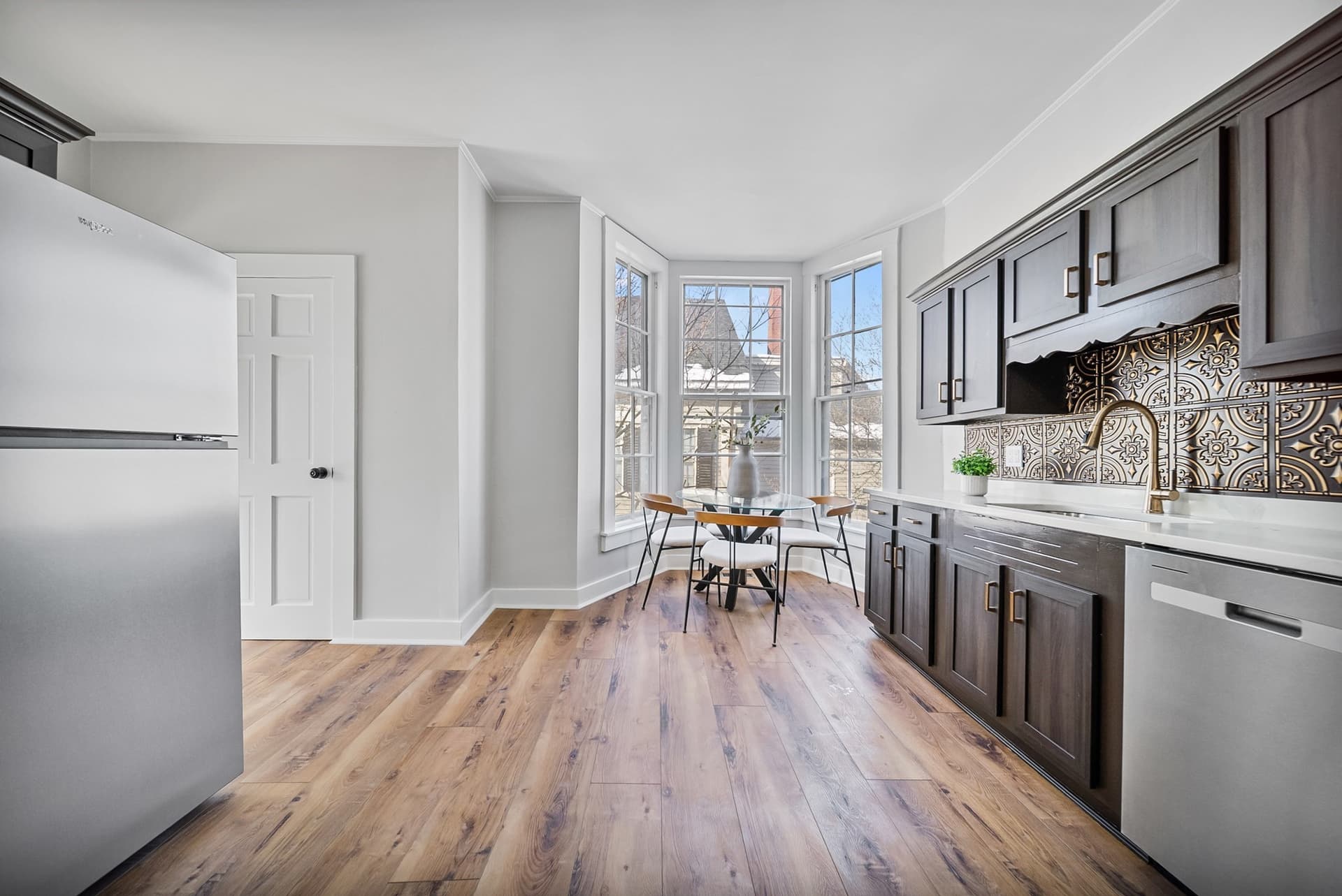 Condominium at 68 Pleasant St # 2, Newburyport MA 01950, photo 5 of 33