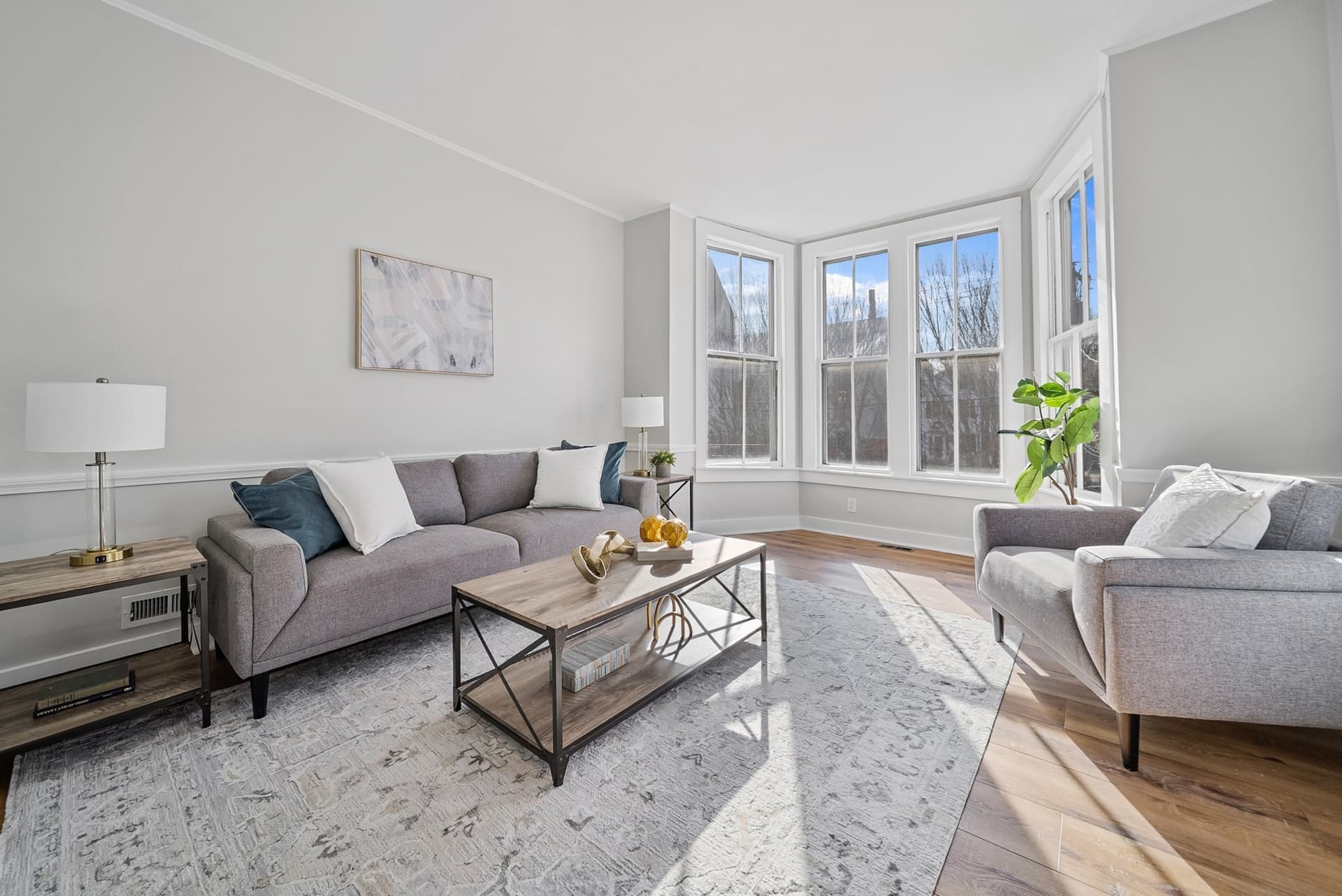 Condominium at 68 Pleasant St # 2, Newburyport MA 01950, photo 10 of 33