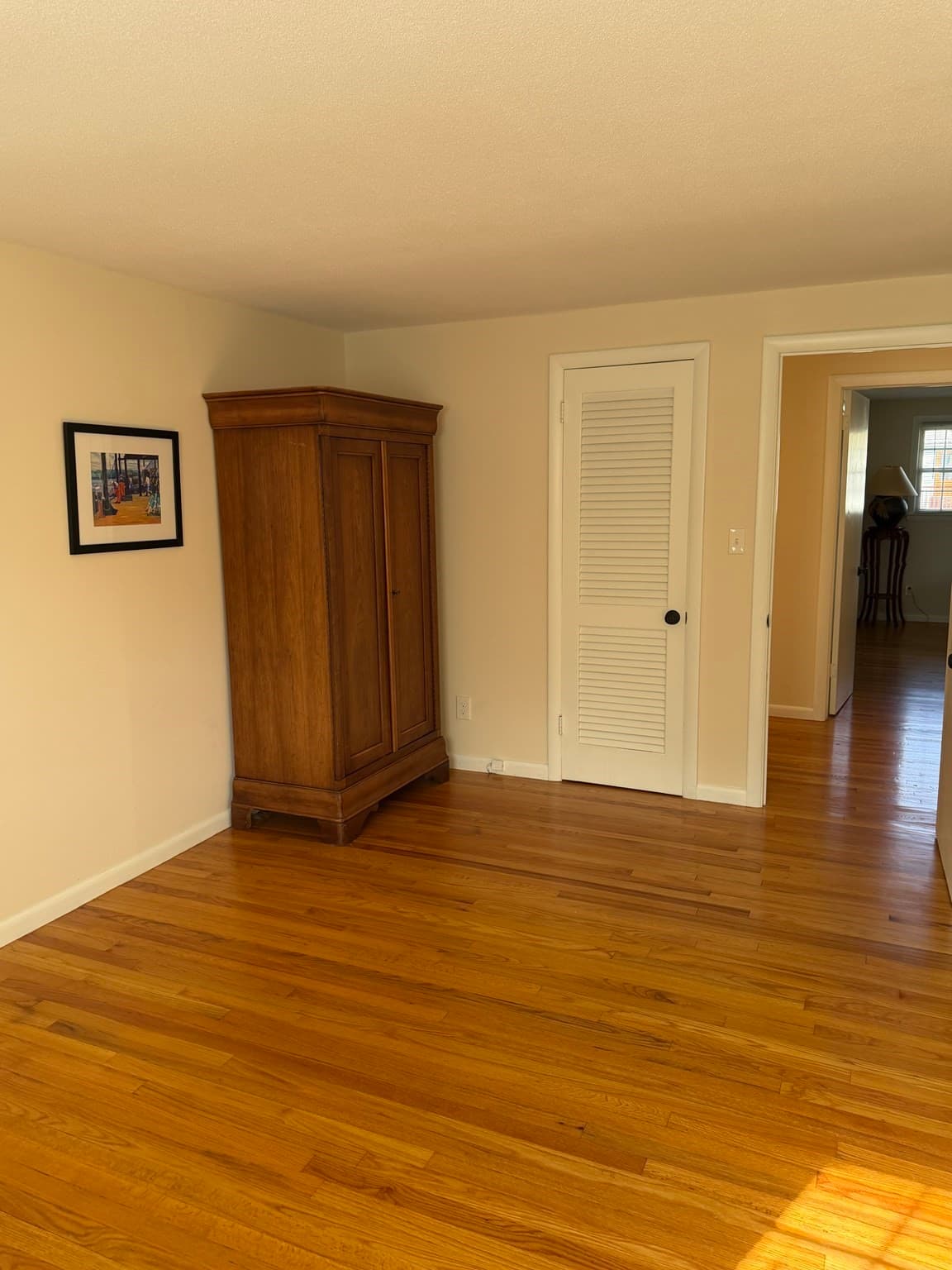 Single Family Residence at 76 Hillview Rd, Holyoke MA 01040, photo 14 of 33