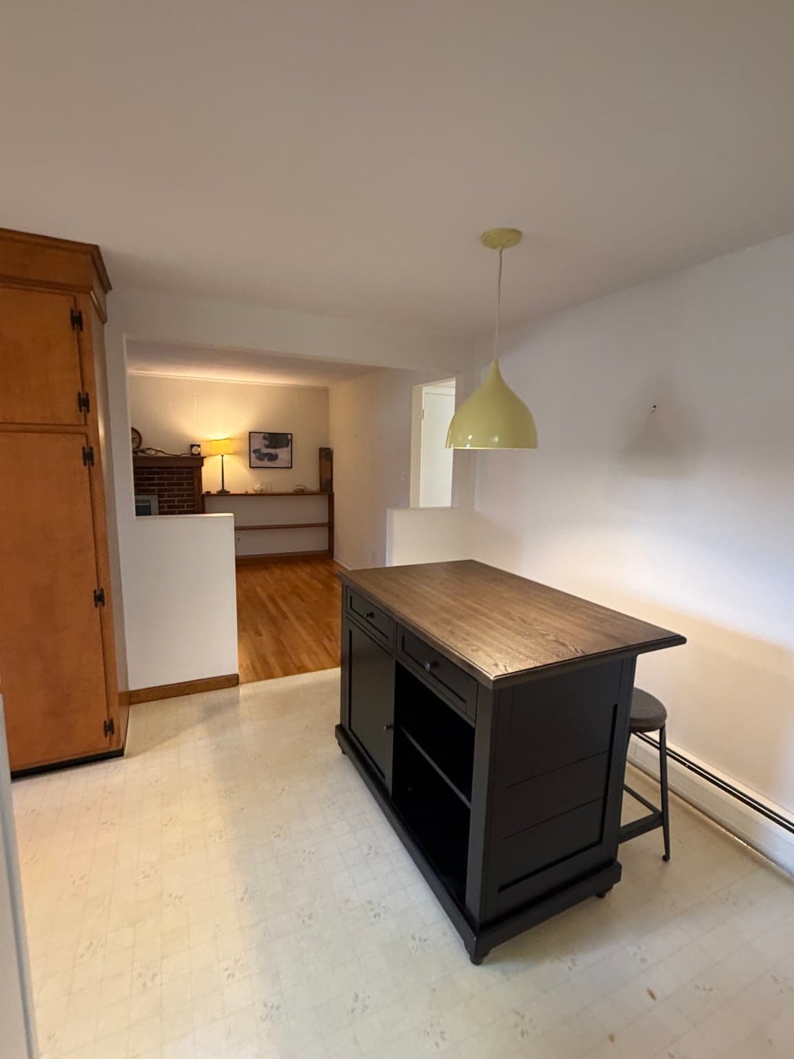 Single Family Residence at 76 Hillview Rd, Holyoke MA 01040, photo 19 of 33