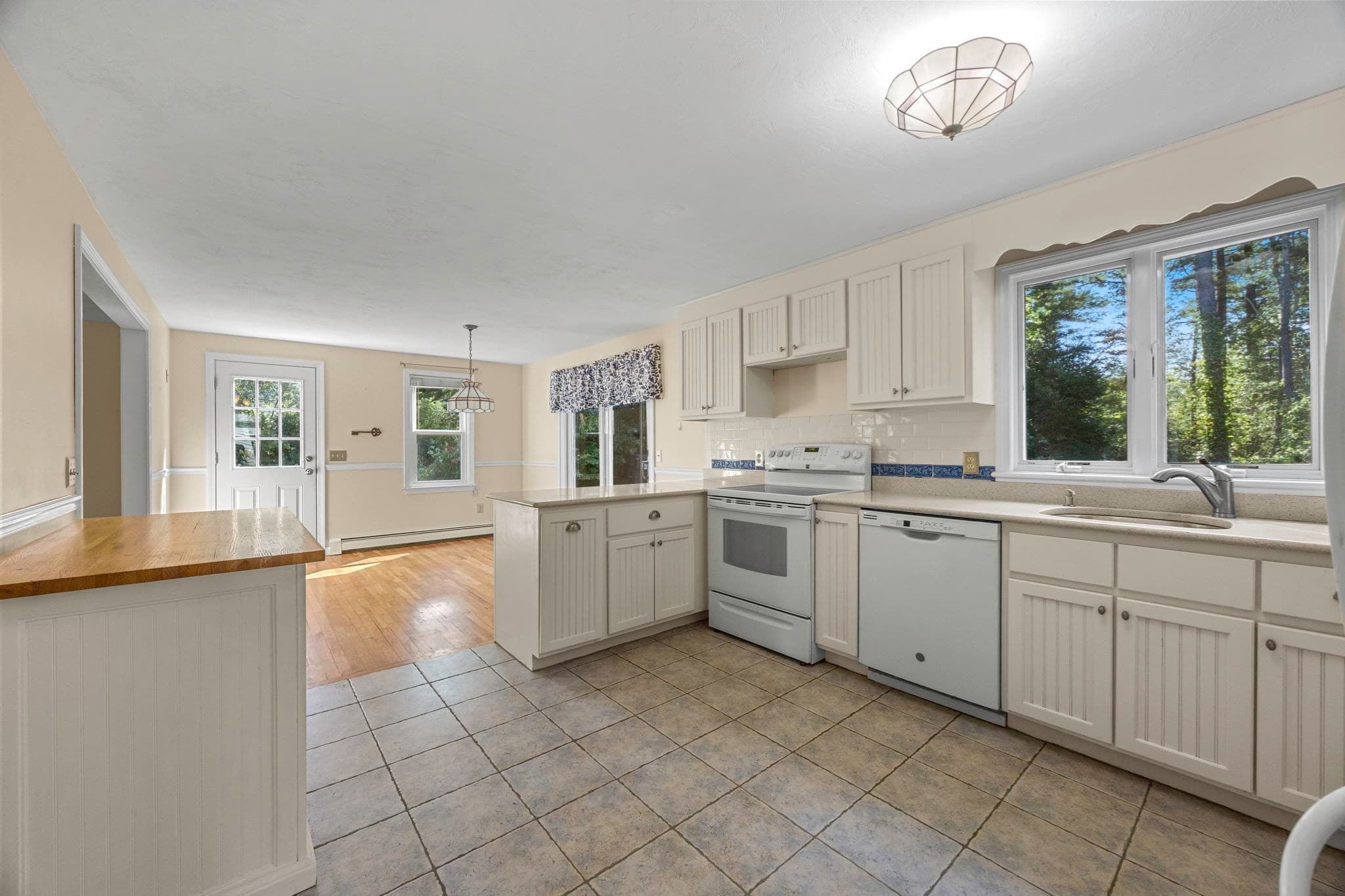 Single Family Residence at 14 Jeannes, Sandwich MA 02644, Sandwich, photo 9 of 27