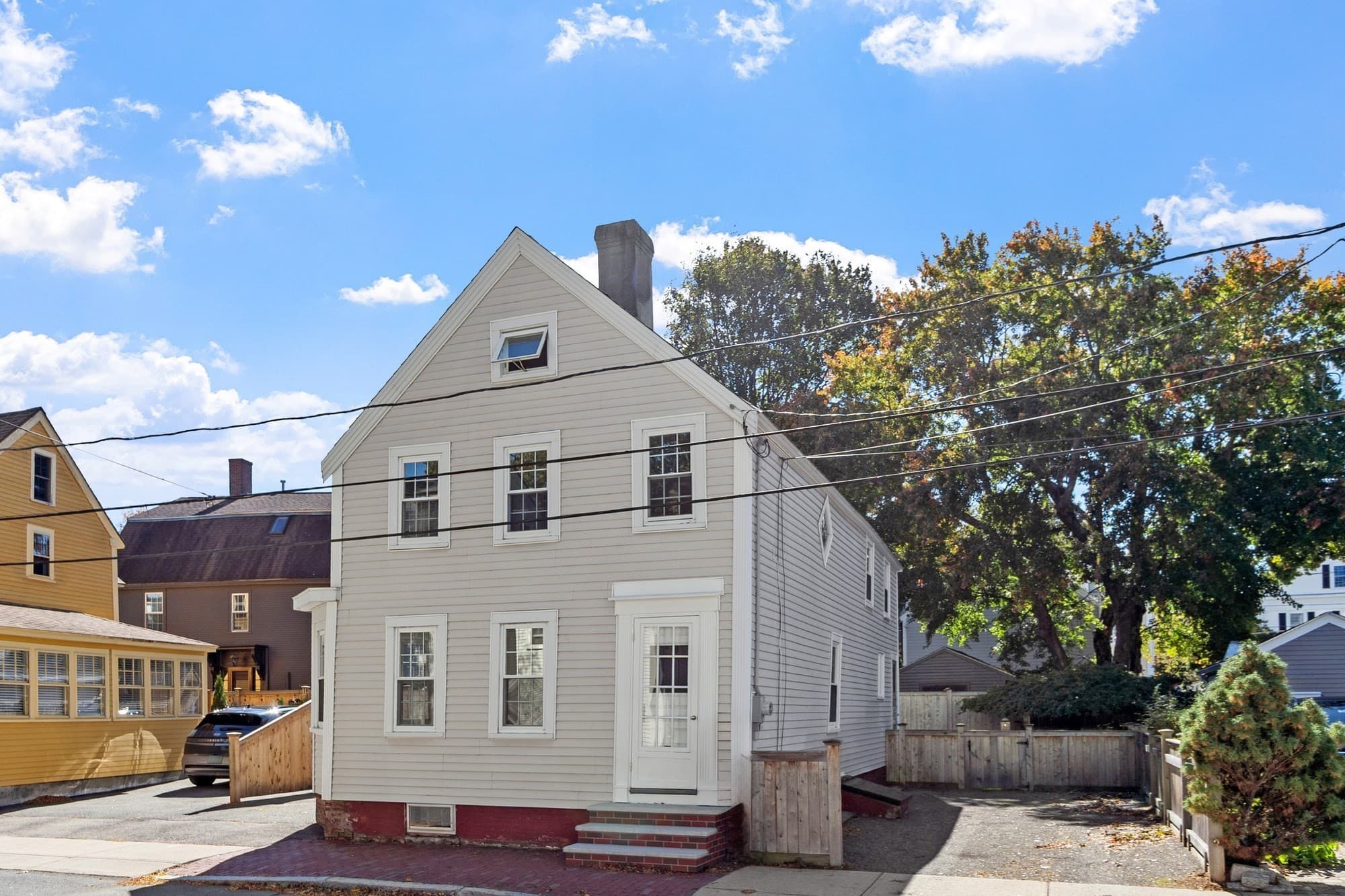 Single Family Residence at 58 Temple St, Newburyport MA 01950, Newburyport, photo 3 of 31