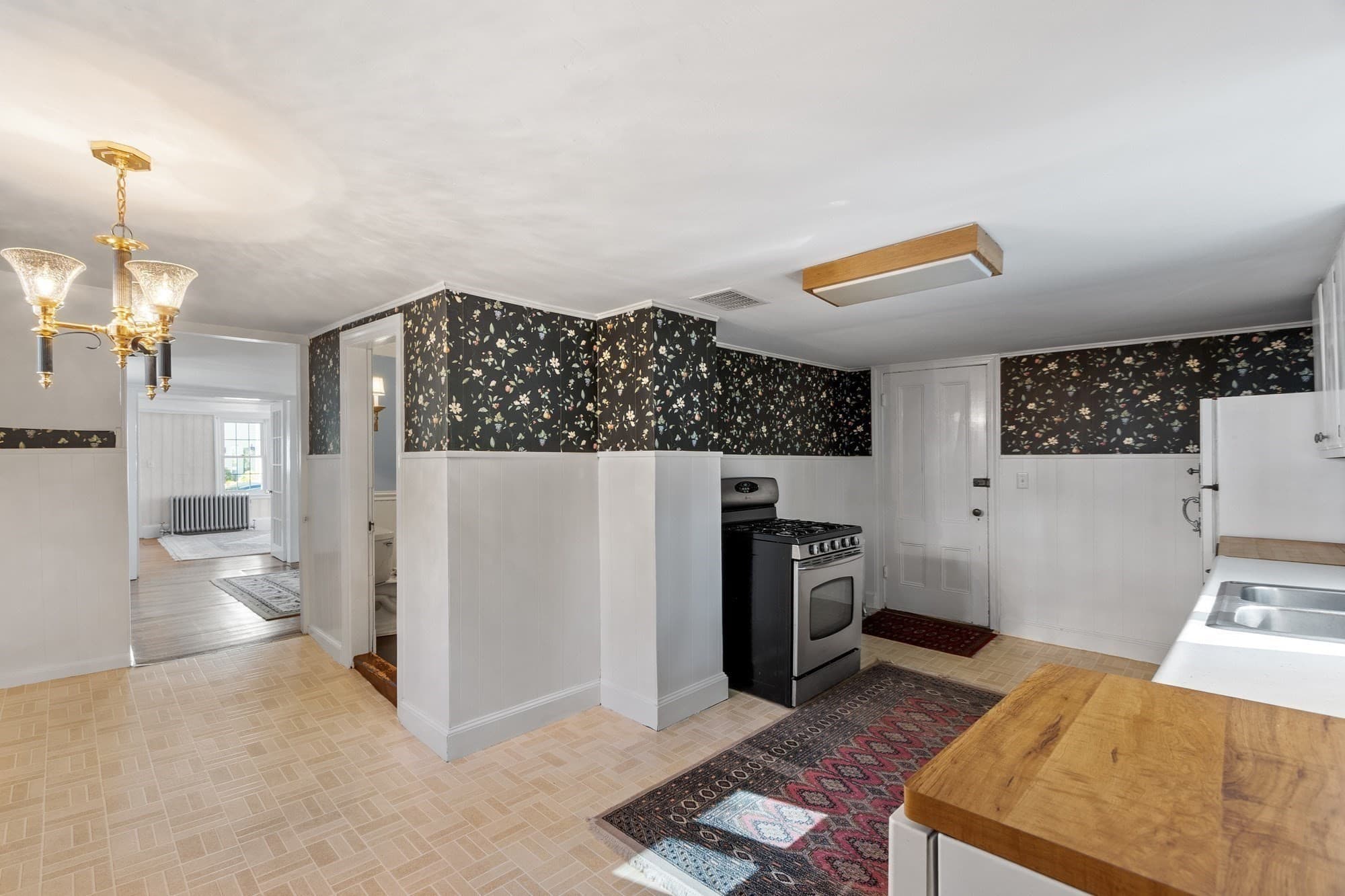 Single Family Residence at 58 Temple St, Newburyport MA 01950, Newburyport, photo 15 of 31