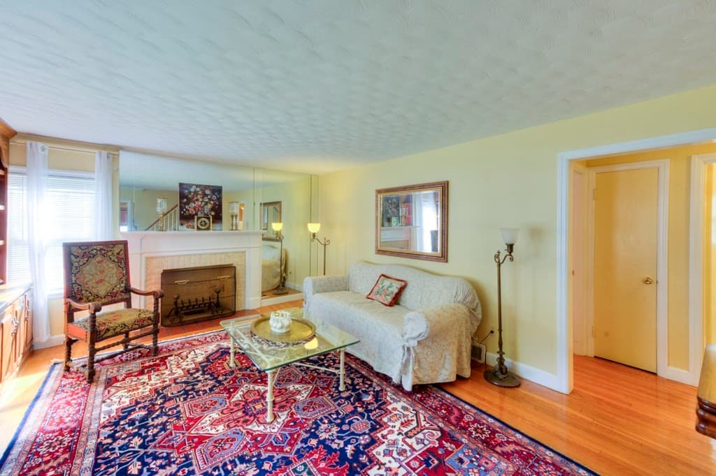 Single Family Residence at 24 Knowles, Worcester MA 01602, Worcester, photo 6 of 42