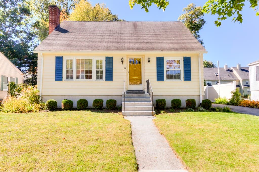 24 Knowles, Worcester MA 01602